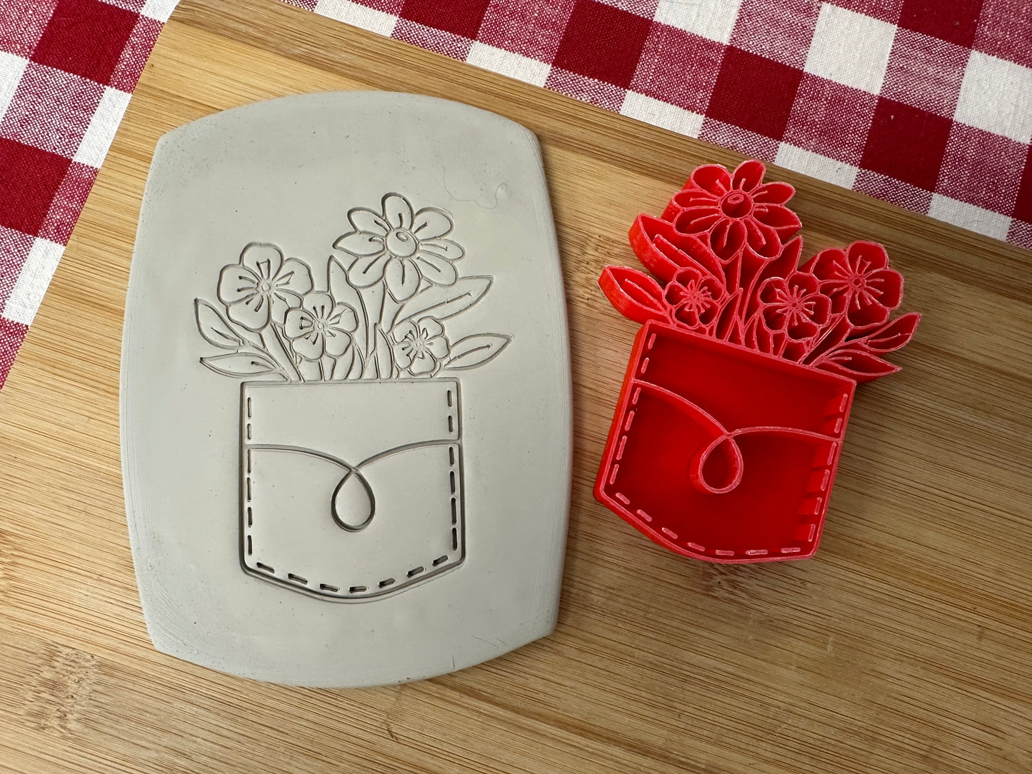 Pocket full of flowers bouquet design - Pottery stamp, multiple sizes