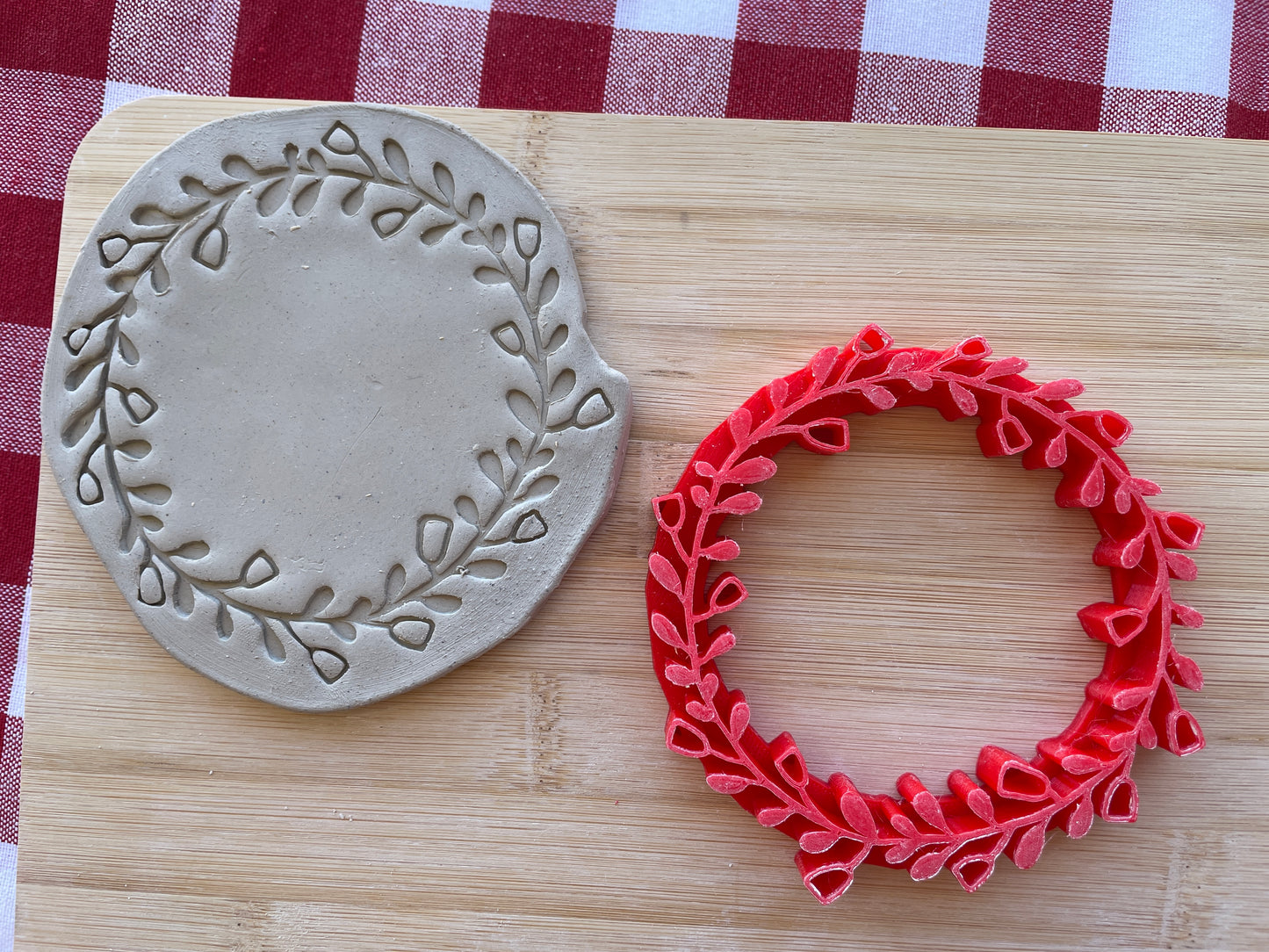 Wreath Pottery Stamp - Spring themed February 2025 Mystery Box, multiple sizes available