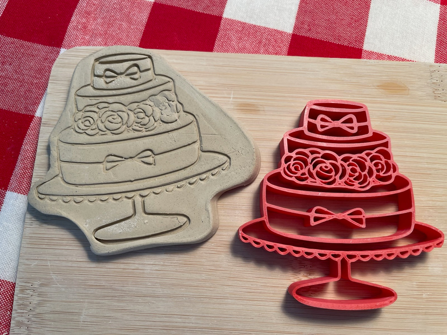 Wedding cake pottery stamp - from the February 2024 mystery box, multiple sizes available