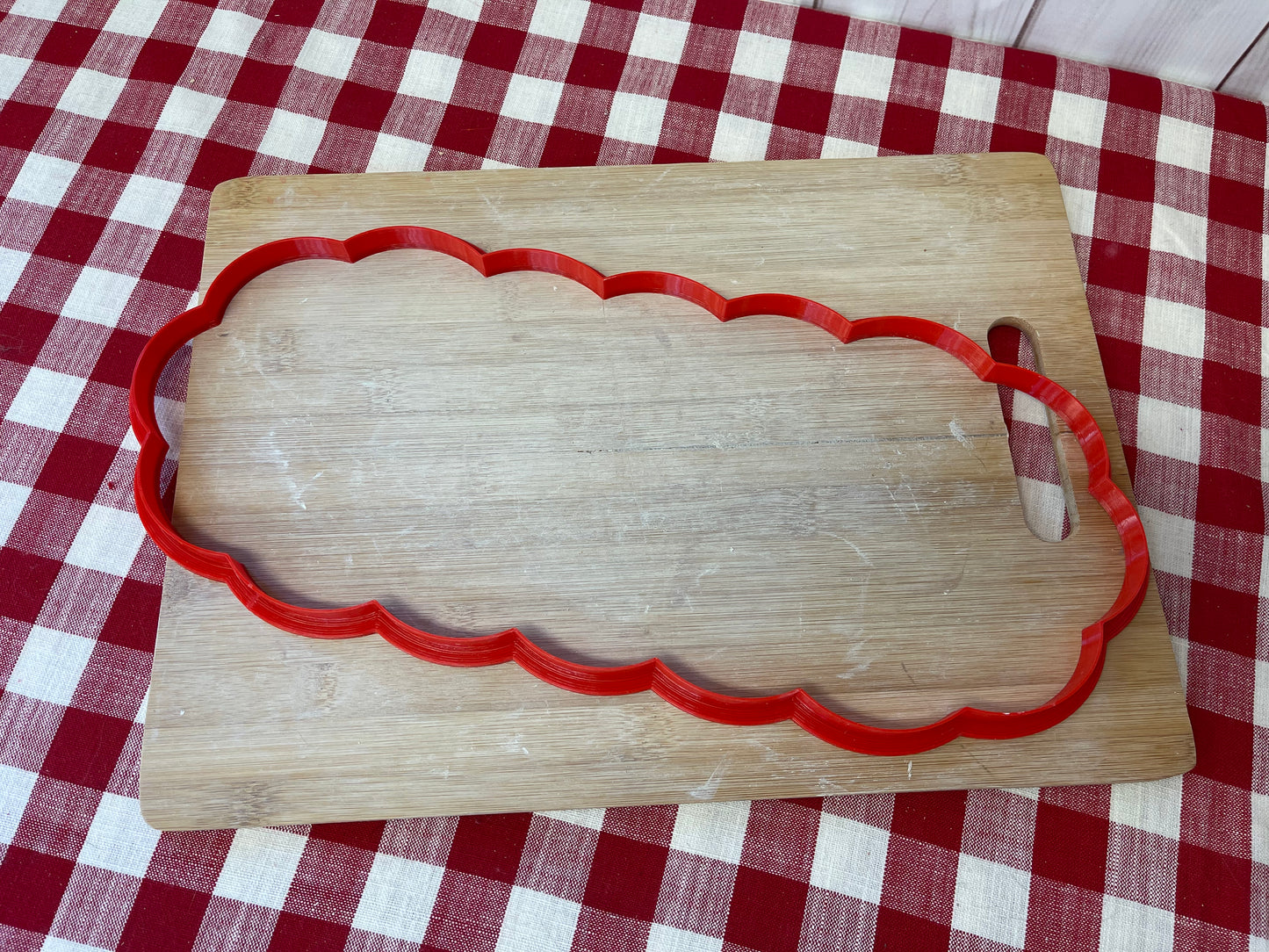 NEW sizes added - Loose Scalloped Rounded Rectangle, XL Clay Cutter - Plastic 3d printed, pottery tool, multiple sizes