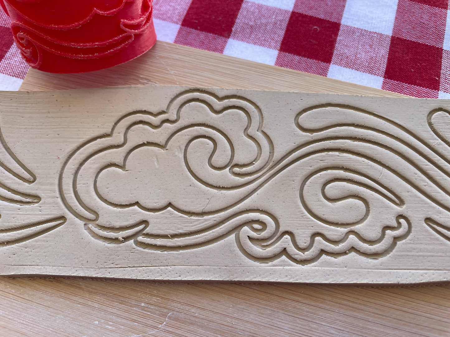 Wave Pottery Roller - March 2025 Earth Themed Mystery Box - Border Design, Repeating pattern, Plastic 3d printed