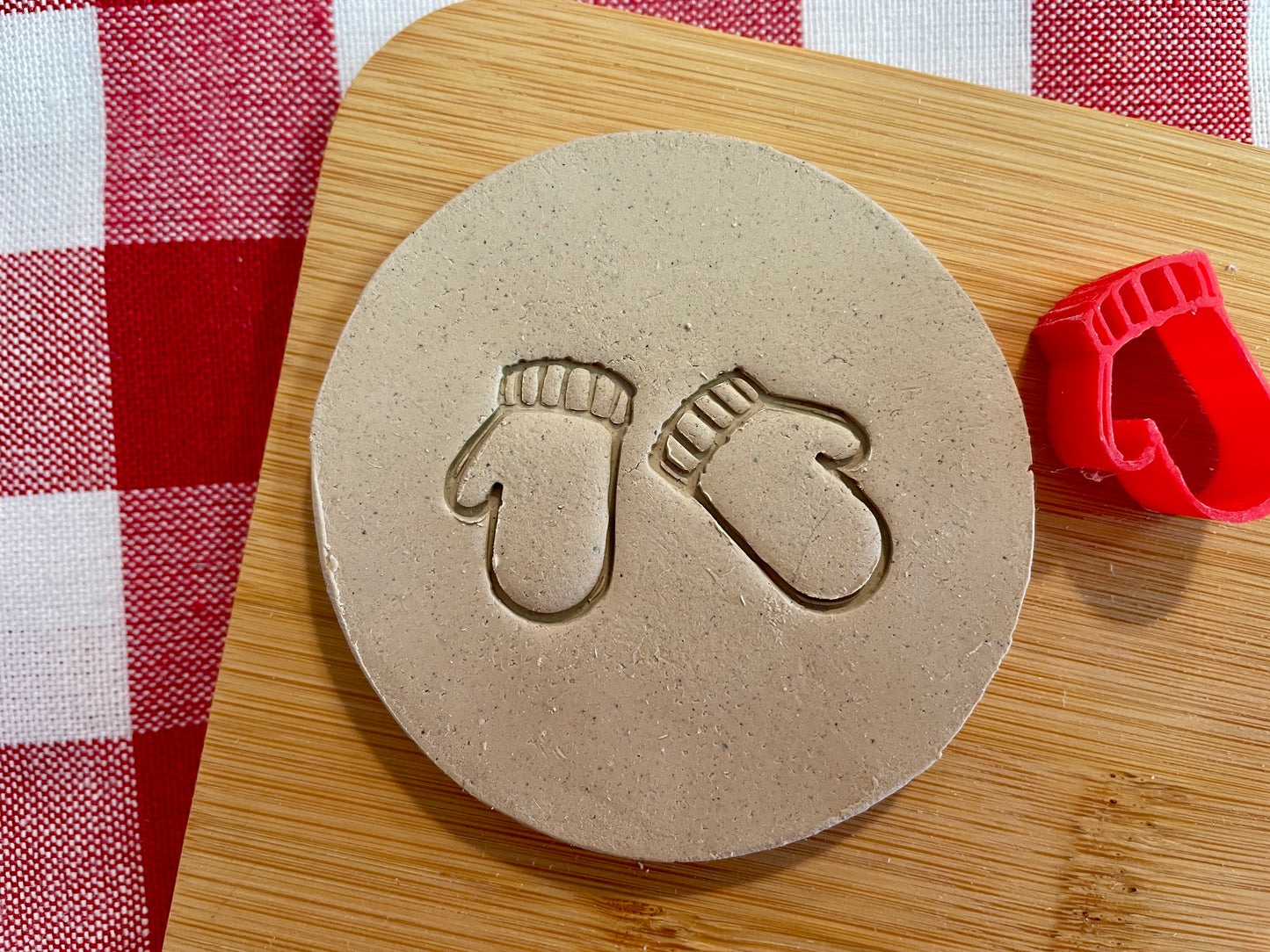 Mini Mitten Pottery Stamp - December 2025 stamp of the month, plastic 3D printed, multiple sizes