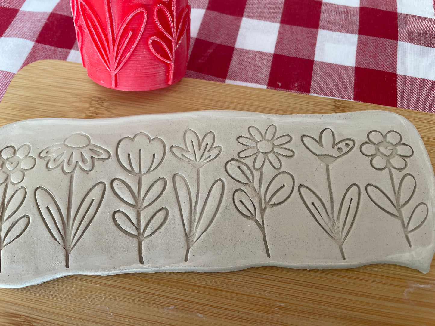 NEW size added - Flower Pottery Roller - February 2026 Easter Themed Mystery Box - Border Design, Repeating pattern, Plastic 3d printed