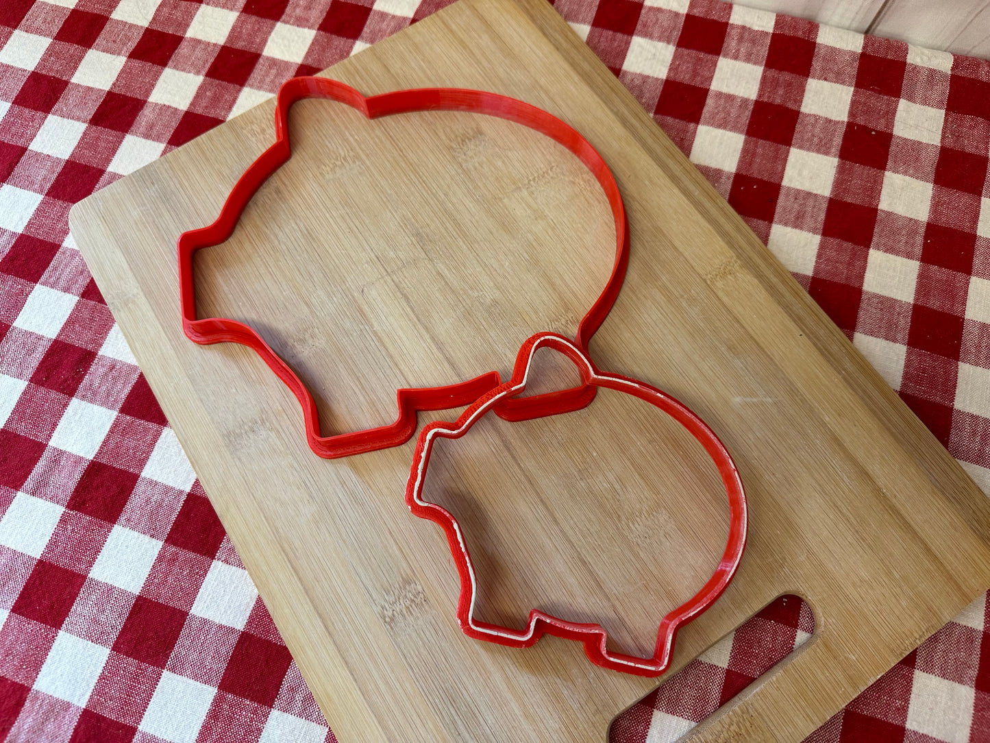 Pig, Piggy shaped Clay Cutter - Plastic 3D printed, pottery tool, choose size