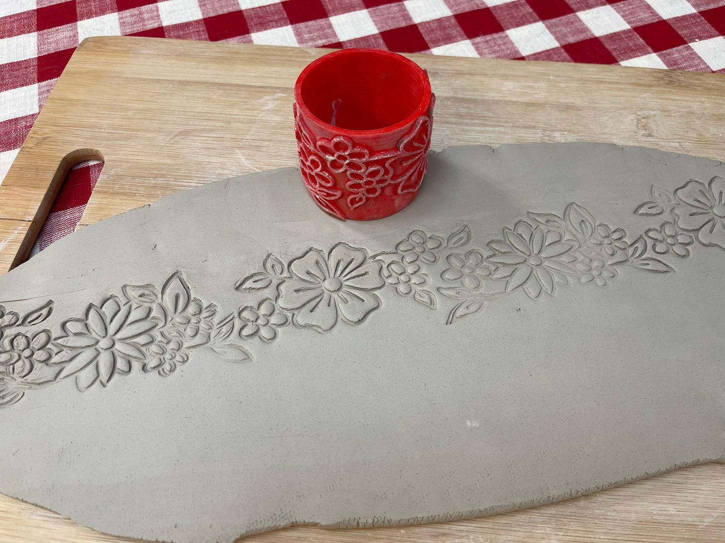 Flower Pottery Roller, Border Stamp - Repeating pattern, Plastic 3d printed