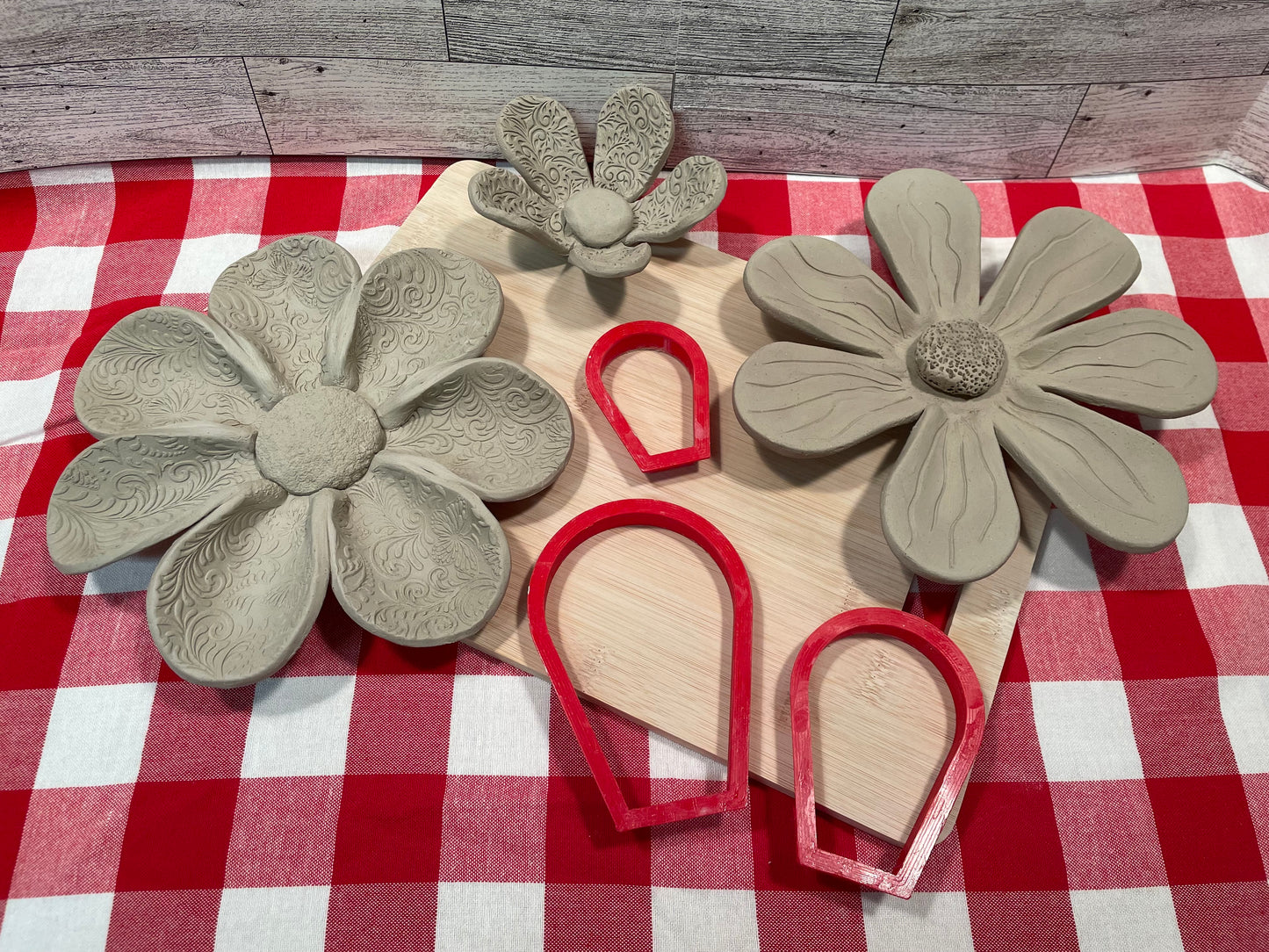 Single Flower Petal Clay Cutter - rounded design, set or each, multiple sizes