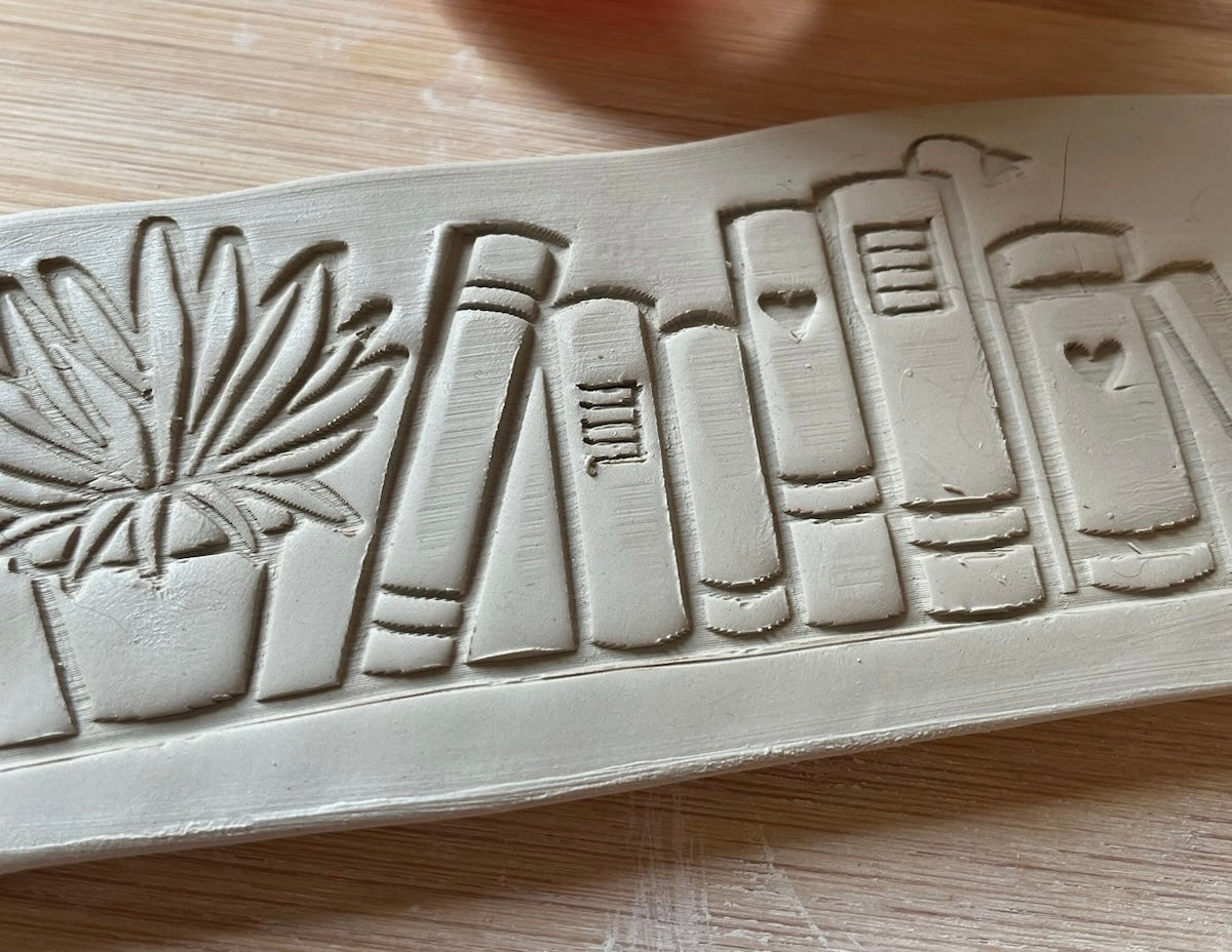 Books on a Shelf w/ Plant Texture Roller - from the August 2023 mystery box, plastic 3D printed, repeating pattern