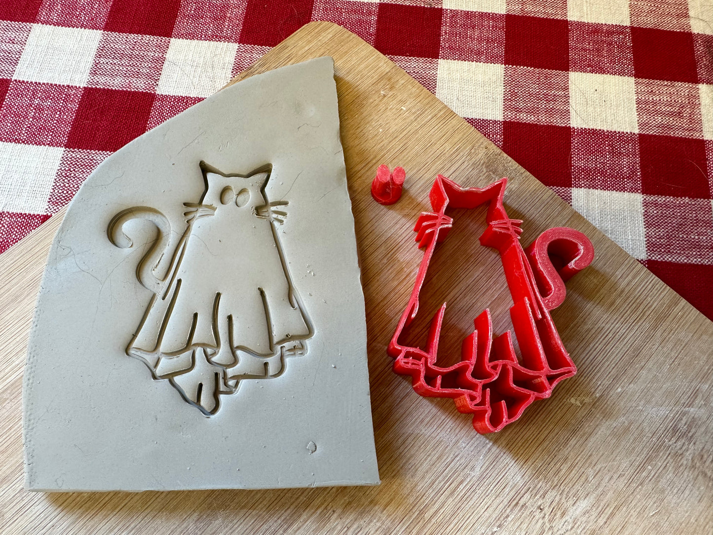 Halloween Cat dressed as Ghost stamp - plastic 3D printed, multiple sizes