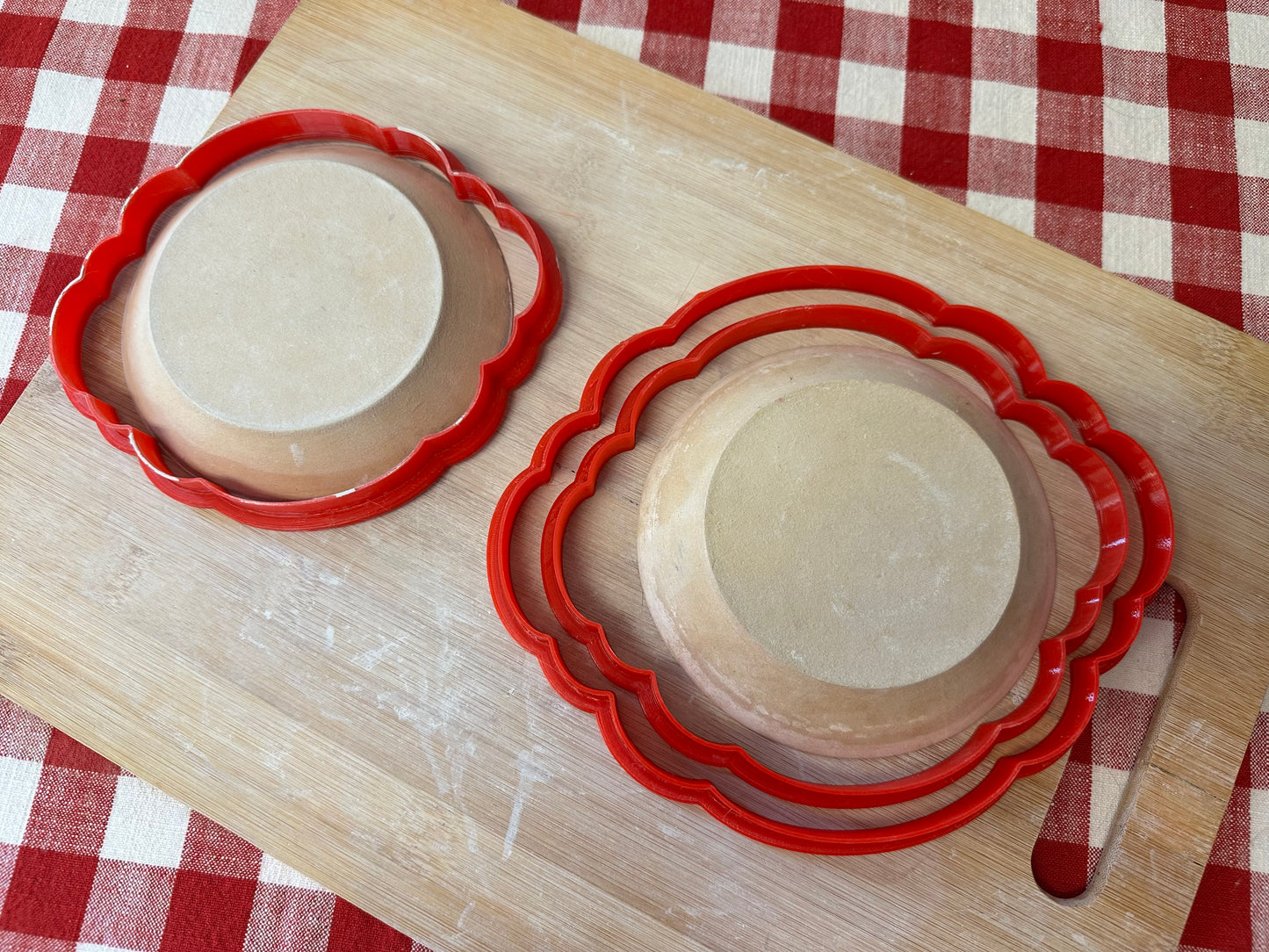 Ornate Circle Tray, Clay Cutter - Plastic 3D printed, Pottery Tool, multiple sizes