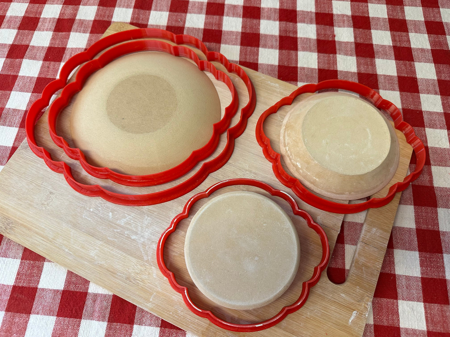 Ornate Circle Tray, Clay Cutter - Plastic 3D printed, Pottery Tool, multiple sizes