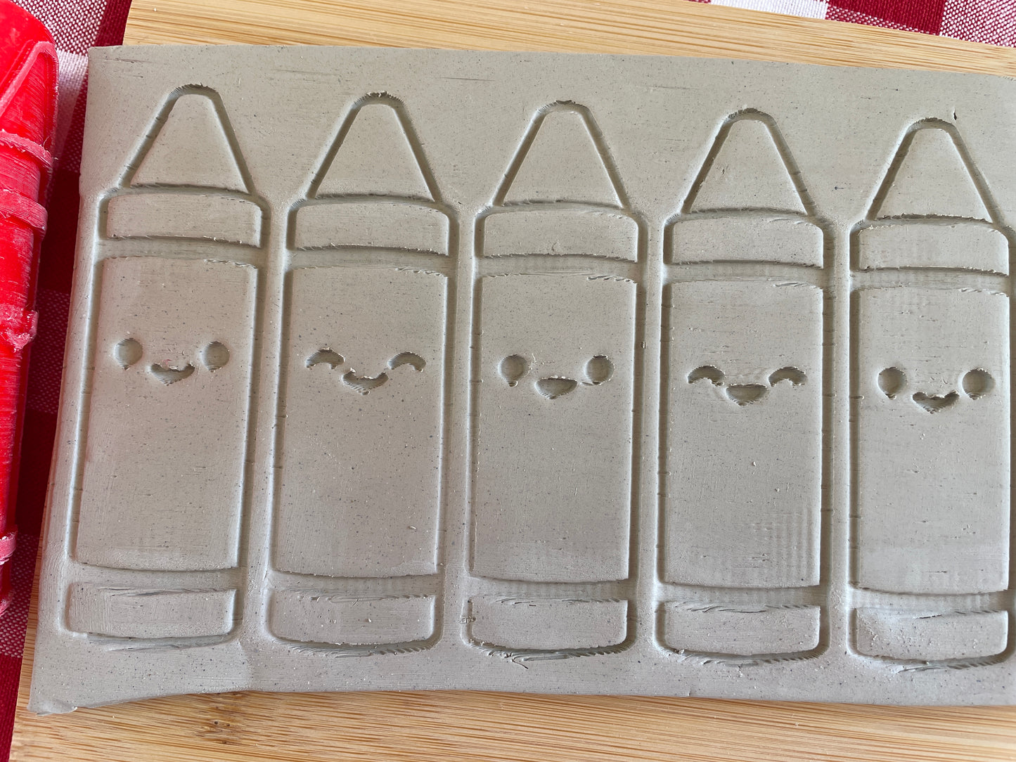 Crayon pattern textured pottery roller - August 2025 - Back to School themed mystery box, plastic 3D printed, repeating pattern