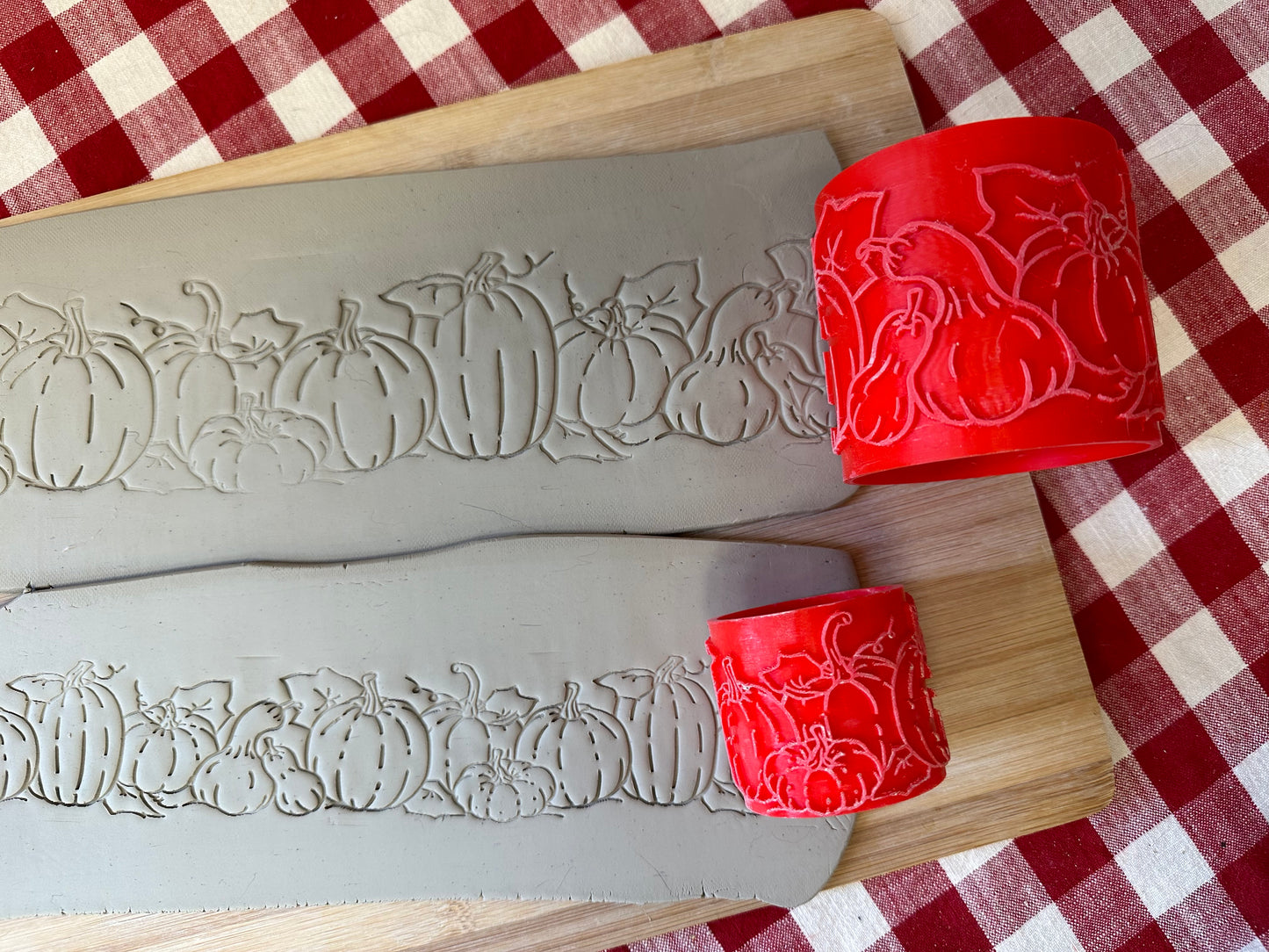 Fall Pumpkins w/leaves Pottery Roller - Border Stamp, Repeating design, Plastic 3d printed