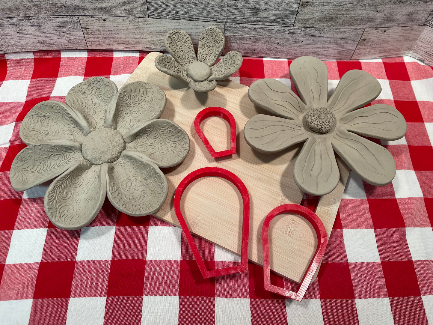 Single Flower Petal Clay Cutter - rounded design, set or each, multiple sizes
