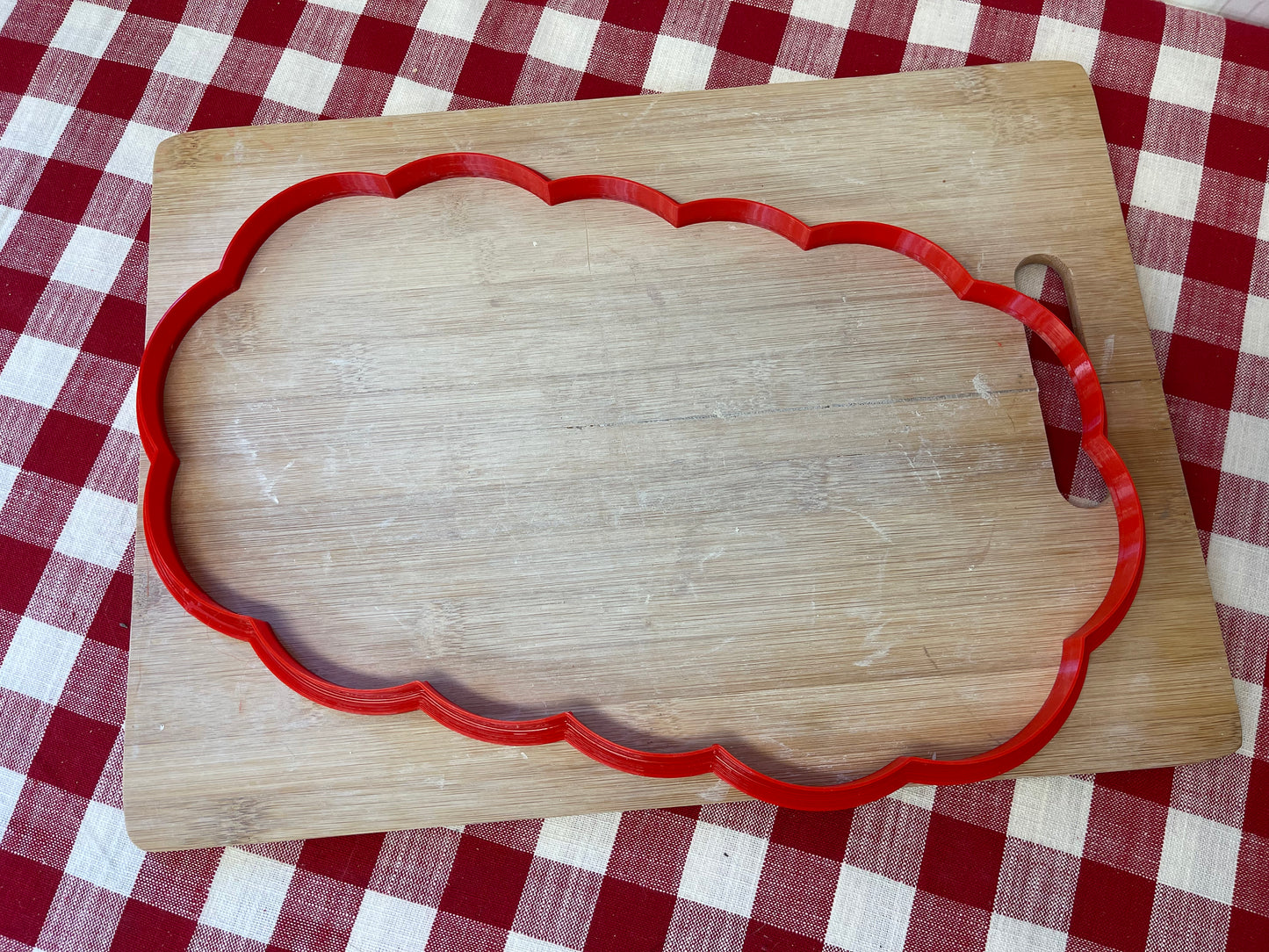 NEW sizes added - Loose Scalloped Rounded Rectangle, XL Clay Cutter - Plastic 3d printed, pottery tool, multiple sizes