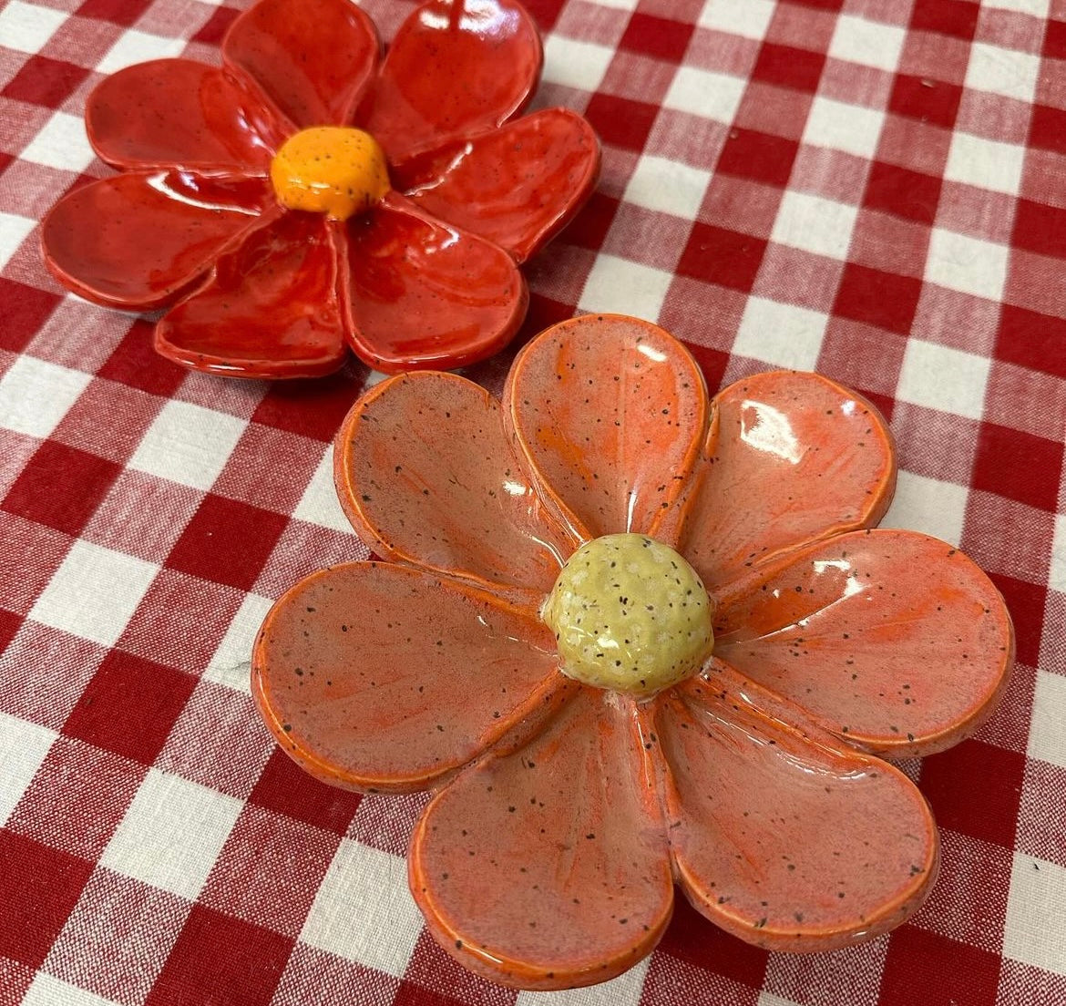 Single Flower Petal Clay Cutter - rounded design, set or each, multiple sizes