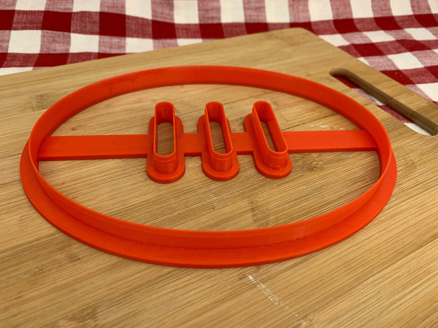Oval Soap Dish Clay Cutter Template - Plain or Scallop Edge with Drain Holes - Fits 5" x 7" Forms