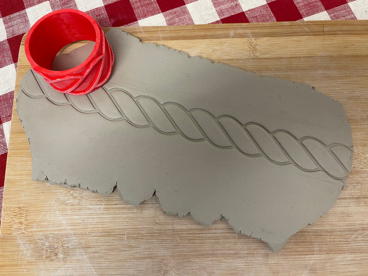 Rope Texture Roller - from the April 2023 mystery box, repeating pattern