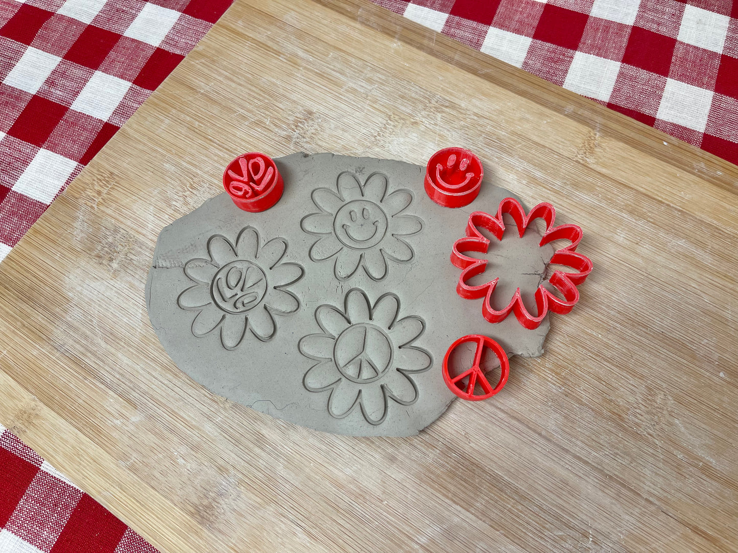 Retro Daisy set with center Love, Peace Sign, and Smilie Face Circle Stamp - from the May 2023 mystery box, plastic 3D printed, multiple sizes available