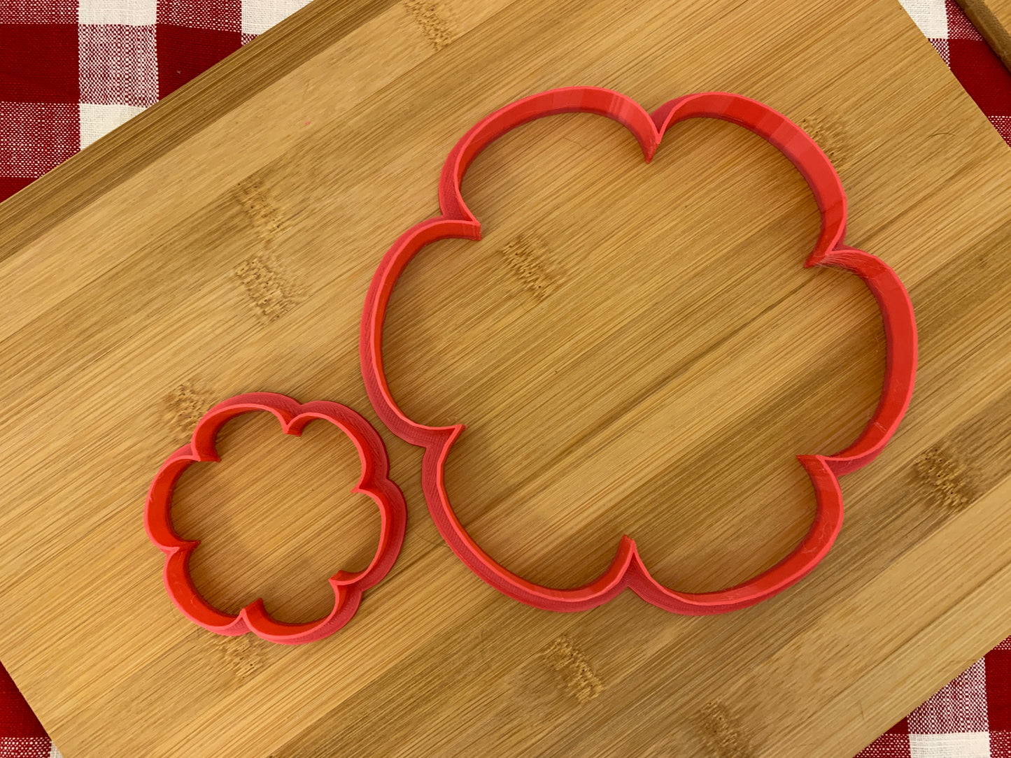 Flower 1, 6 Petal Design, Clay Cutter - plastic 3D Printed, Choose Sizes up to 16"