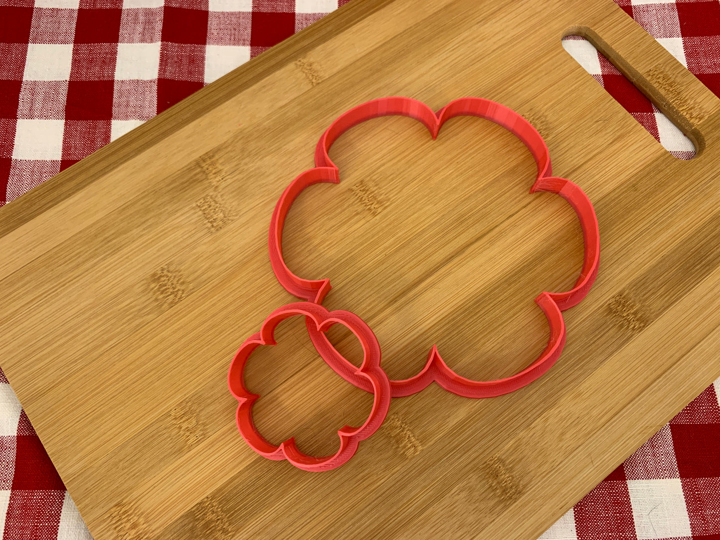 Flower 1, 6 Petal Design, Clay Cutter - plastic 3D Printed, Choose Sizes up to 16"