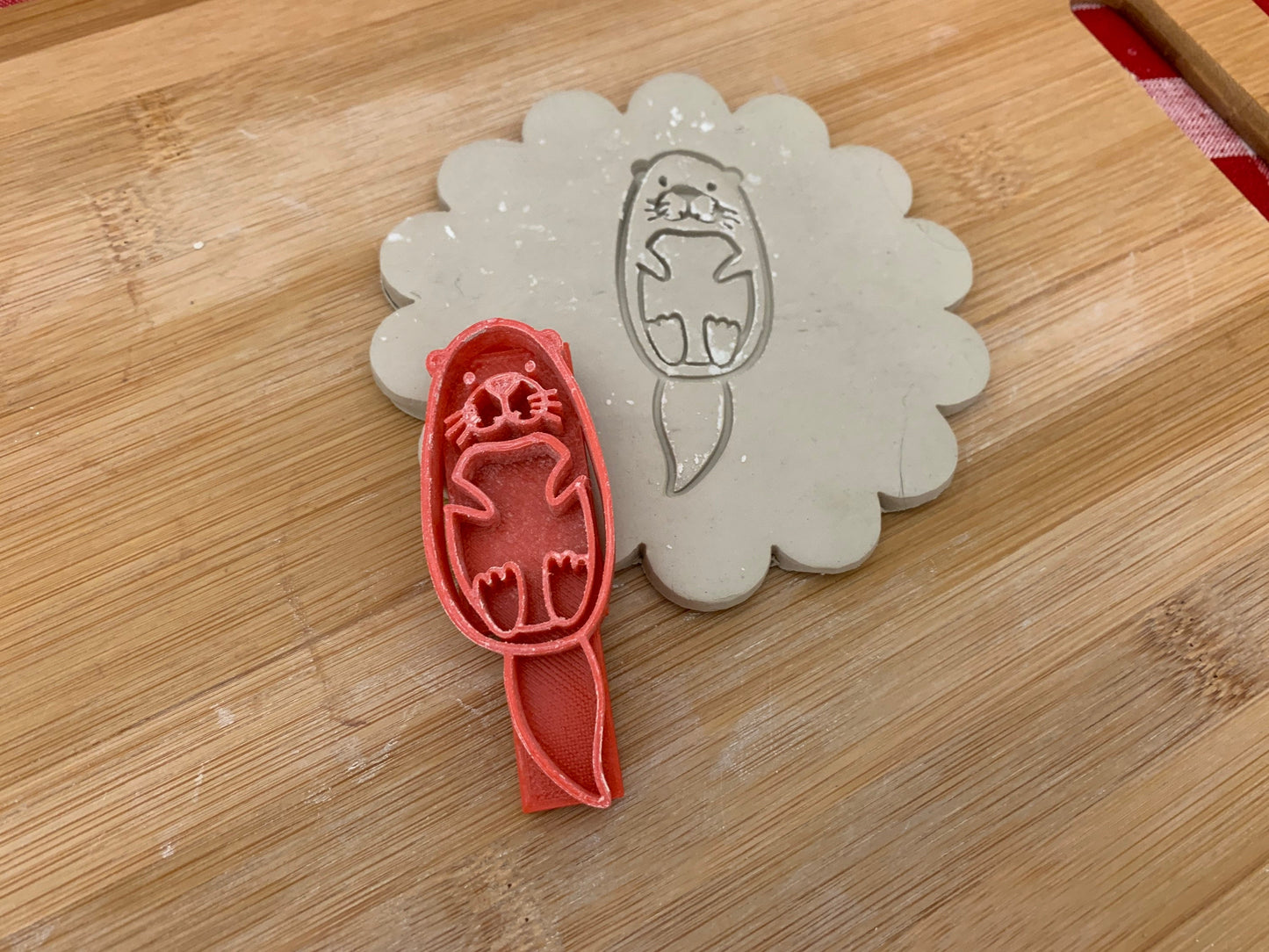 Pottery Stamp, Otter design - multiple sizes