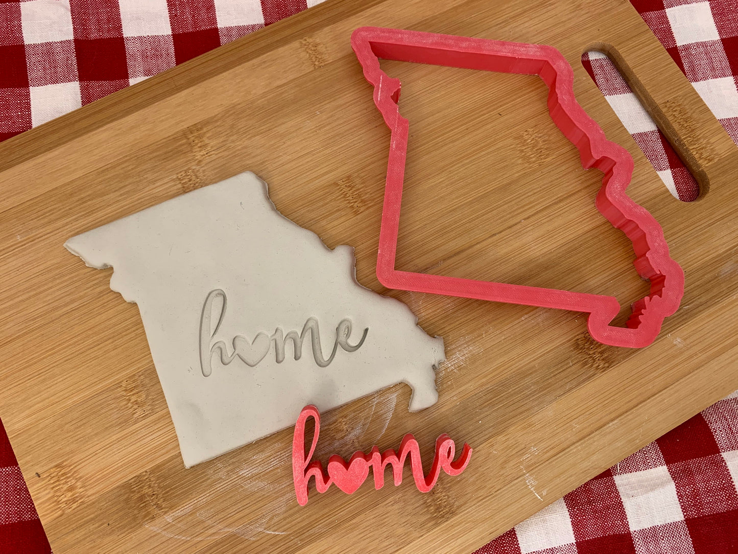 "HOME" with heart word stamp - plastic 3D printed, multiple sizes