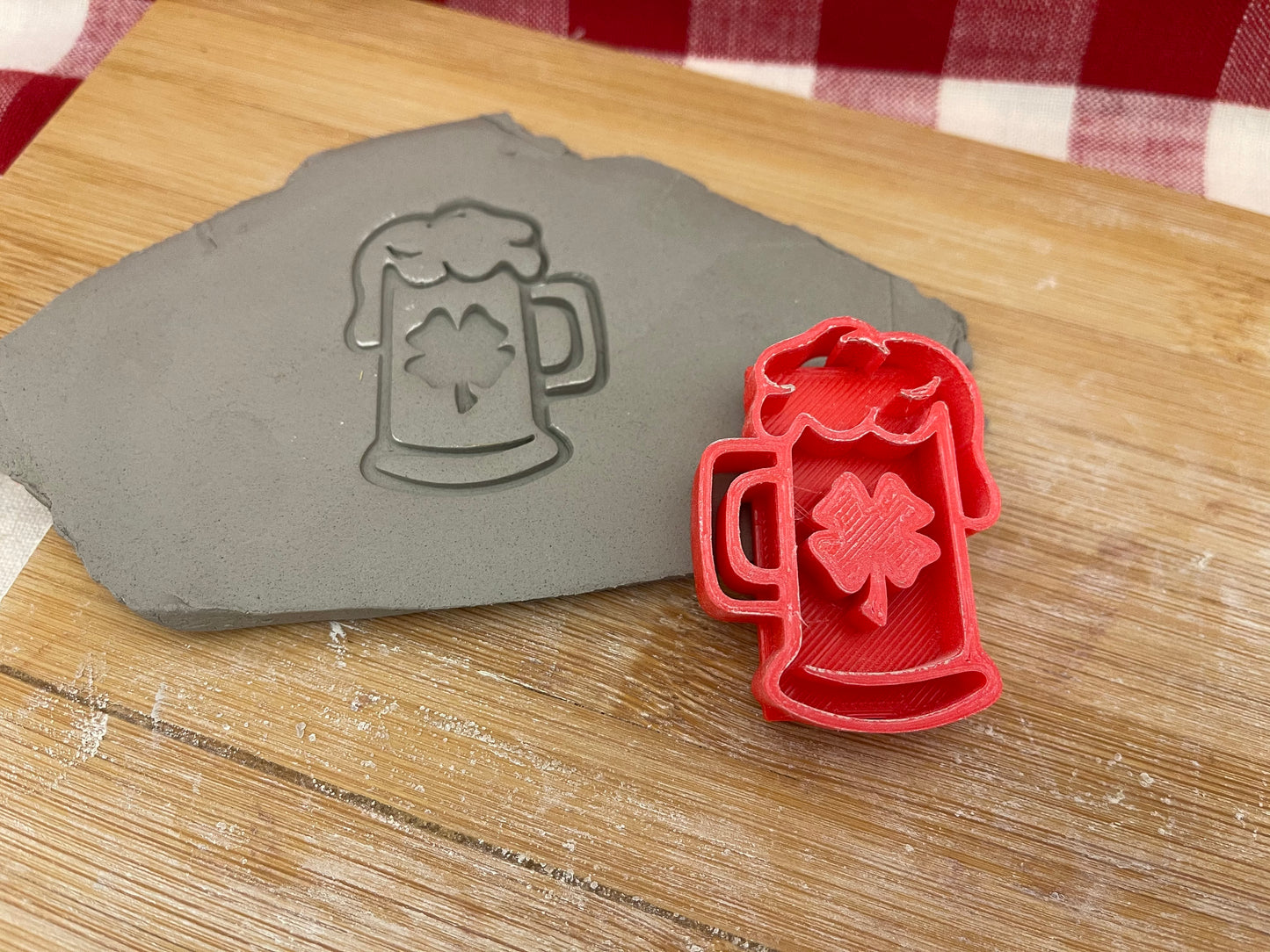 Pottery Stamp, St Patricks Beer glass with Shamrock design - multiple sizes