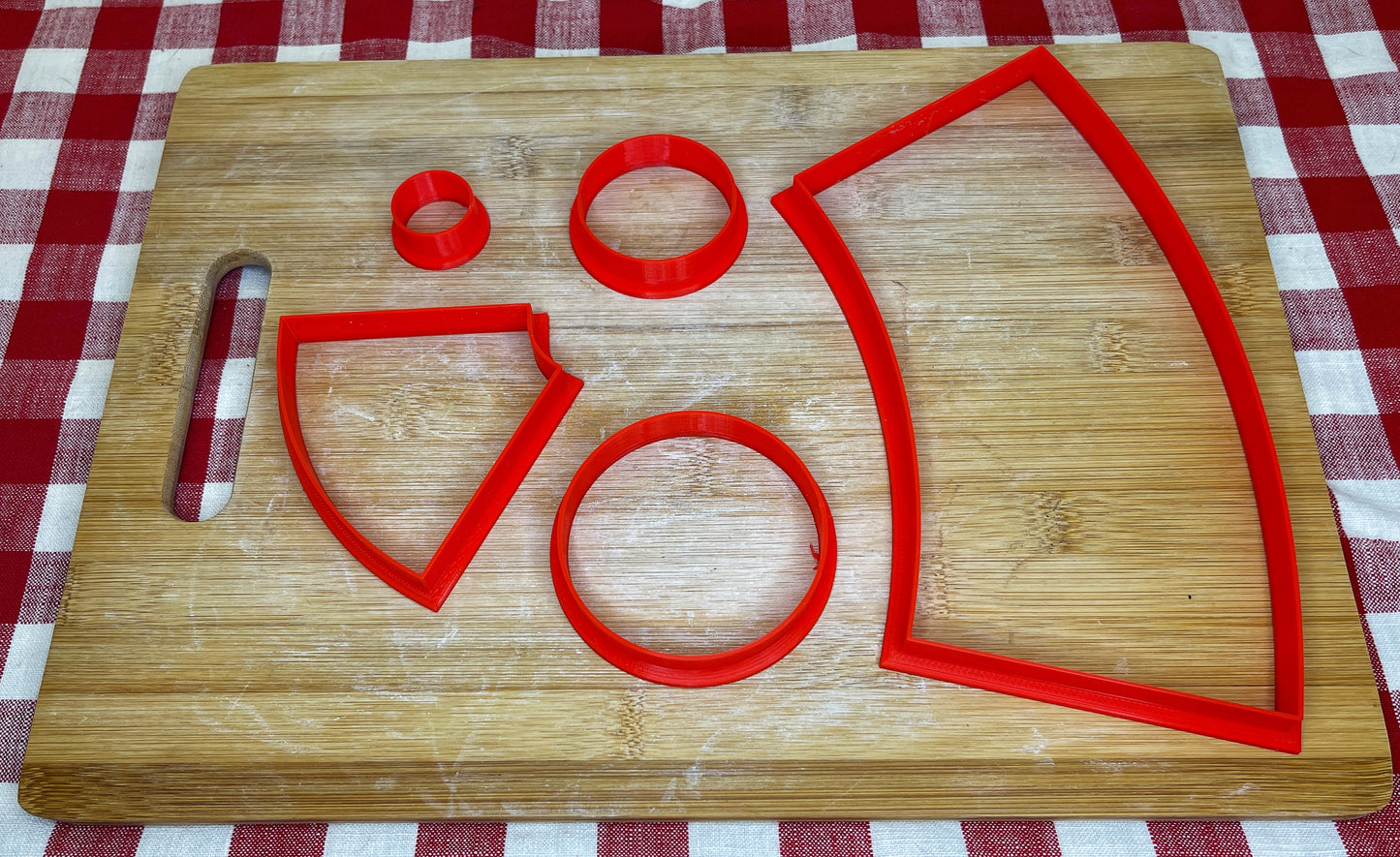 Magic Salt Shaker Template, Short cone design, Clay Cutter - 3" Base x 4.375" Tall x 2" Top Approx. Handbuilding
