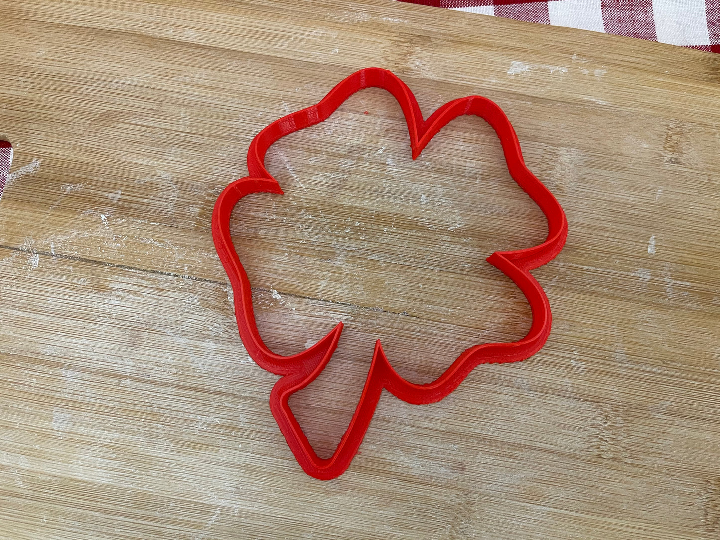 Shamrock / Clover Design, St. Patrick's Day, Clay Cutter - Plastic 3D printed, Pottery Tool, multiple sizes