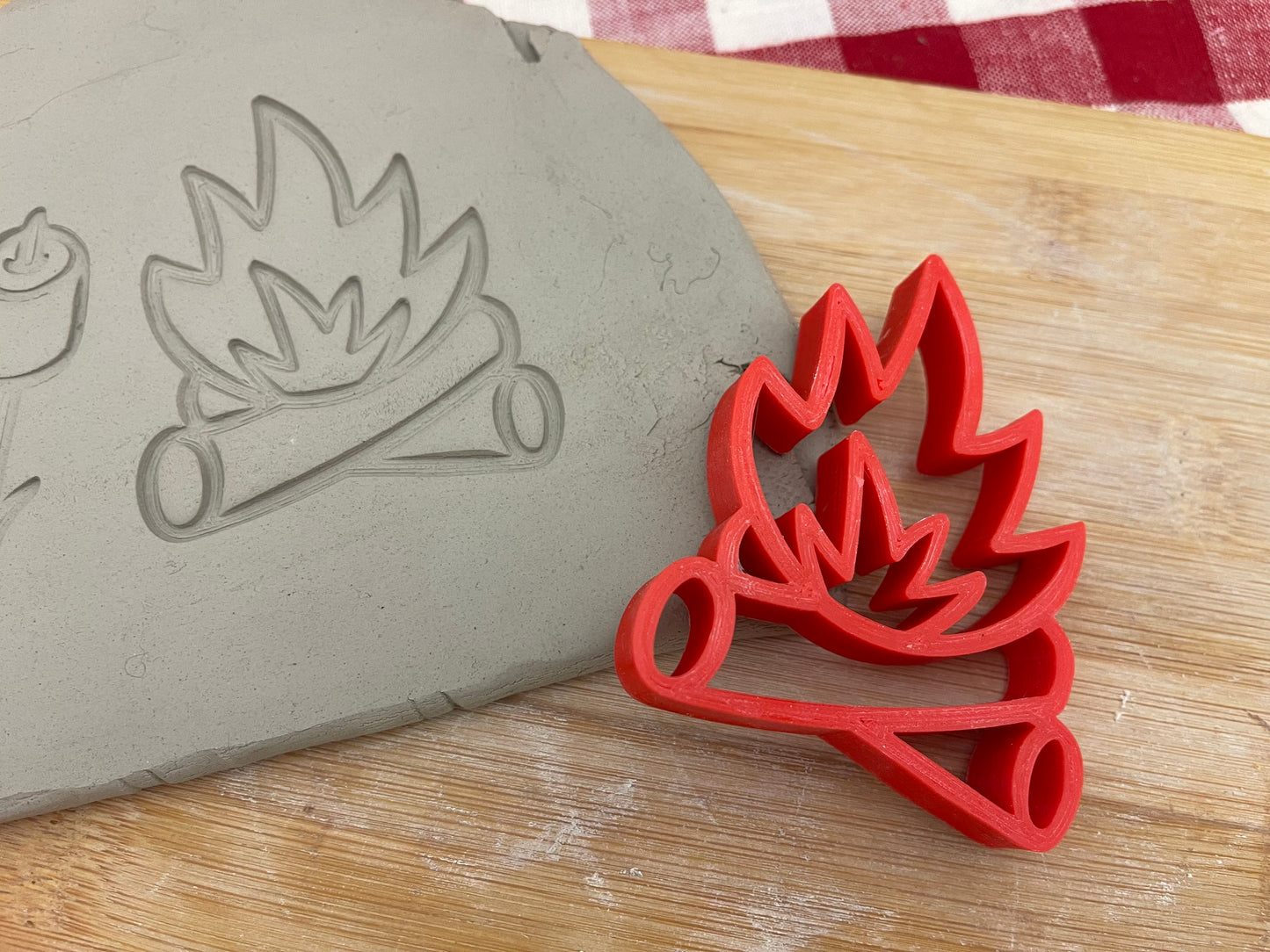 Camp Fire, Marshmallows pottery stamp, Camping doodle series - Pottery Tool, plastic 3d printed, multiple sizes available