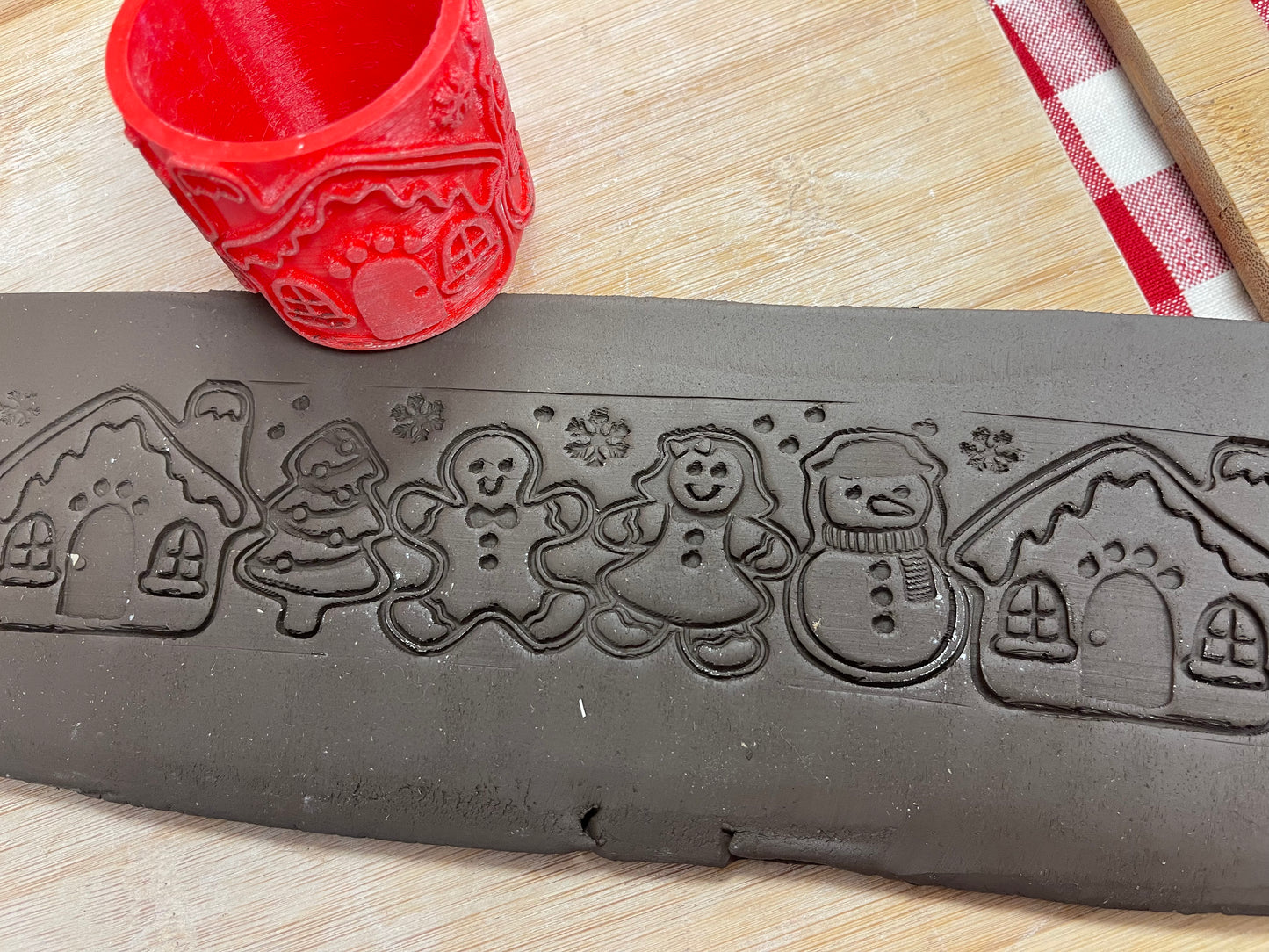 NEW size added - Christmas Gingerbread Cookies Pottery Roller - Border Stamp, Repeating Pattern, Plastic 3D printed