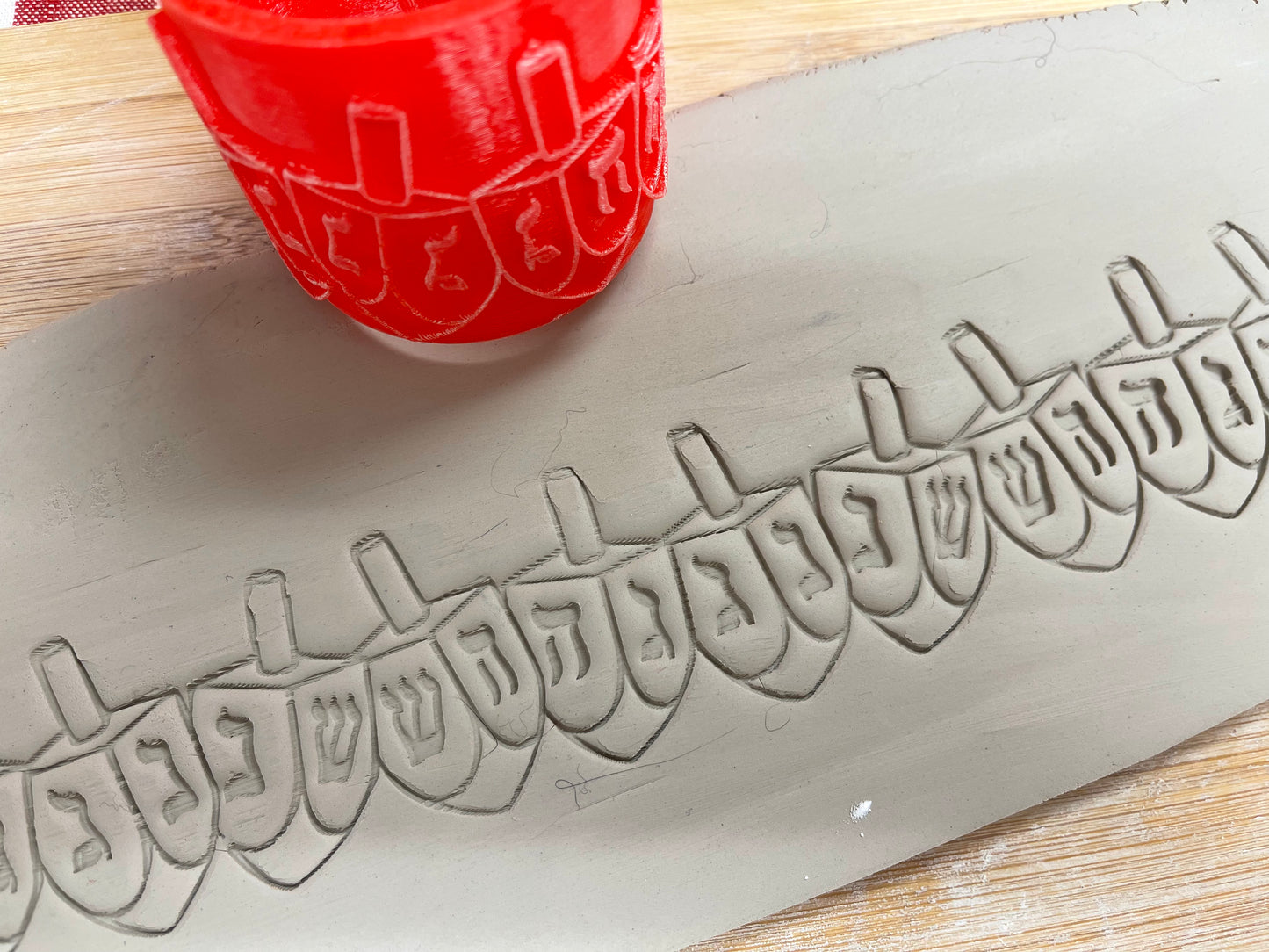 Hanukkah Dreidel Pottery Roller - Border Stamp, Repeating pattern, Plastic 3d printed