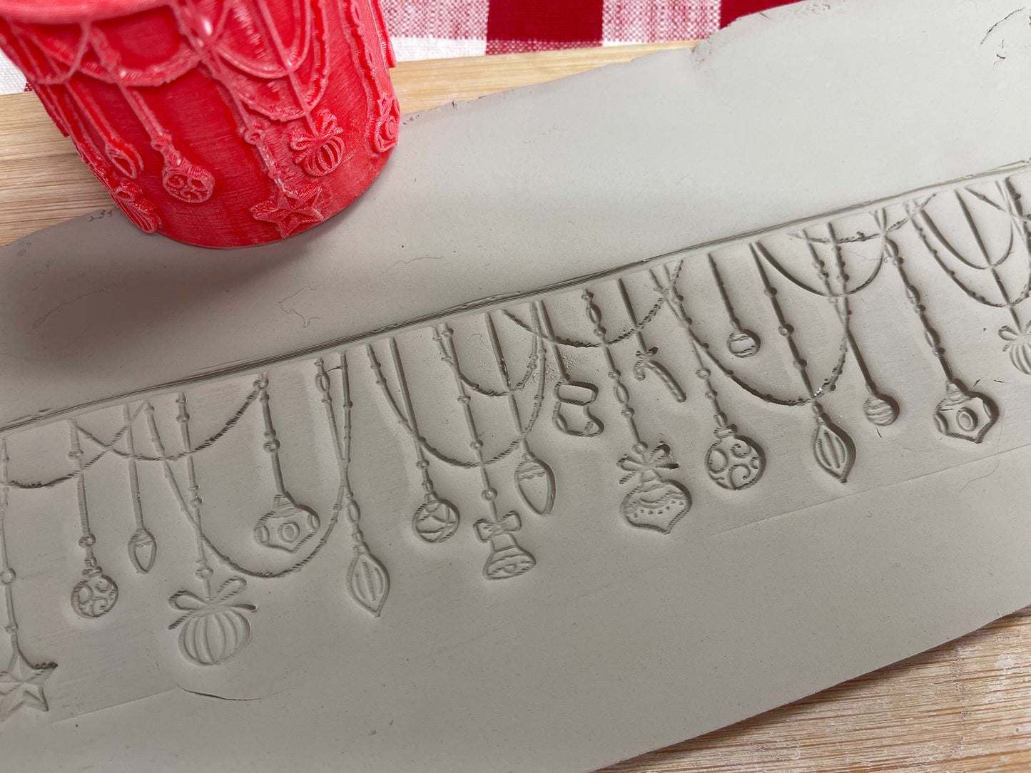 Christmas Garland Pottery Roller - Border Stamp, Repeating pattern, Plastic 3d printed