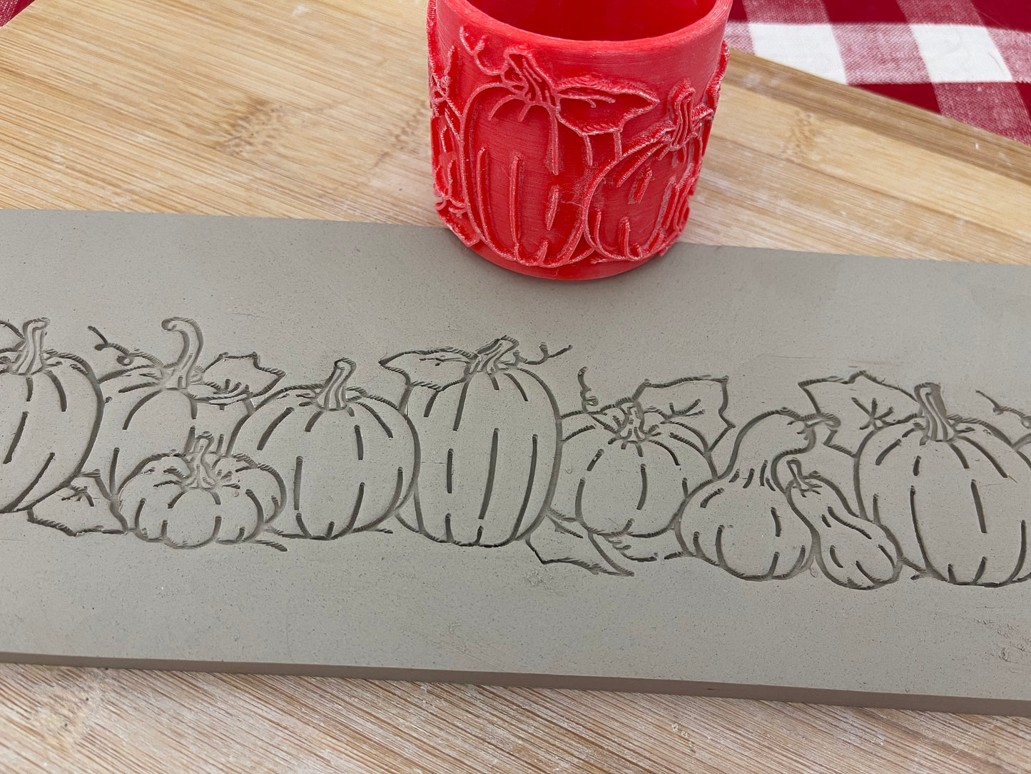 Fall Pumpkins w/leaves Pottery Roller - Border Stamp, Repeating design, Plastic 3d printed
