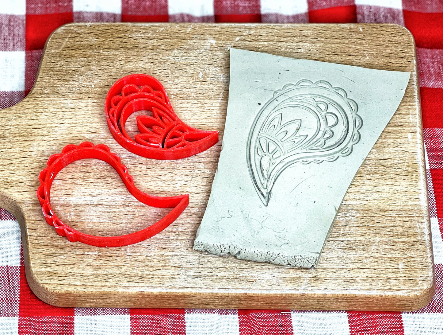Henna Paisley, Pottery Stamp - plastic 3d printed, multiple sizes available