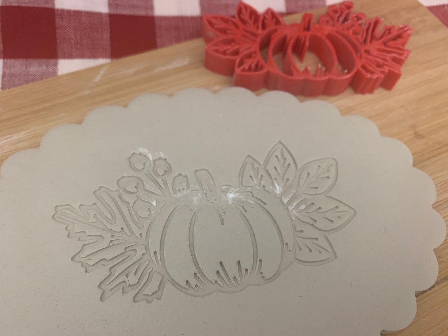 Pottery Stamp, Fall pumpkin w/ leaves design - multiple sizes
