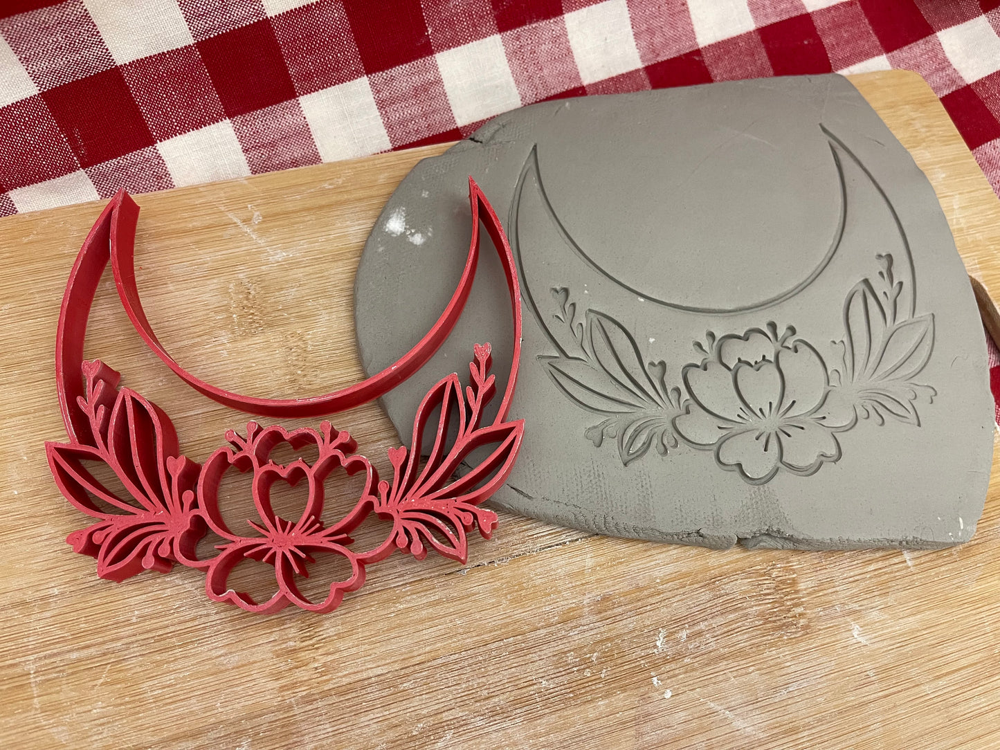 Floral Moon 2 stamp - plastic 3D printed, multiple sizes