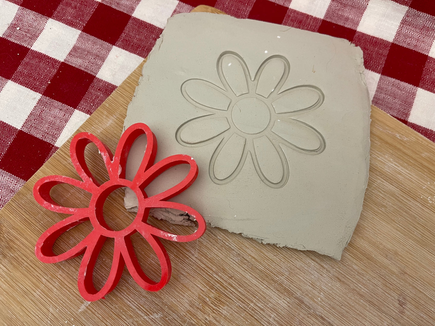 Pottery Stamp, Groovy Daisy design - multiple sizes available, plastic 3D printed