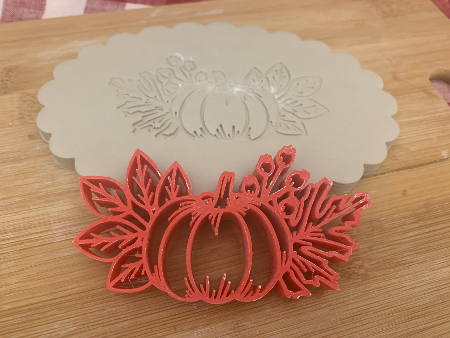 Pottery Stamp, Fall pumpkin w/ leaves design - multiple sizes
