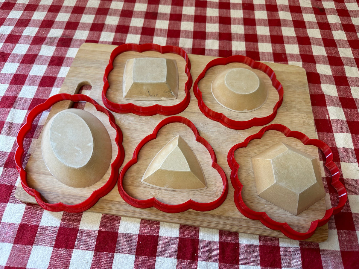 NEW Loose Scalloped Edge, Clay Cutter to match GR Pottery Forms 