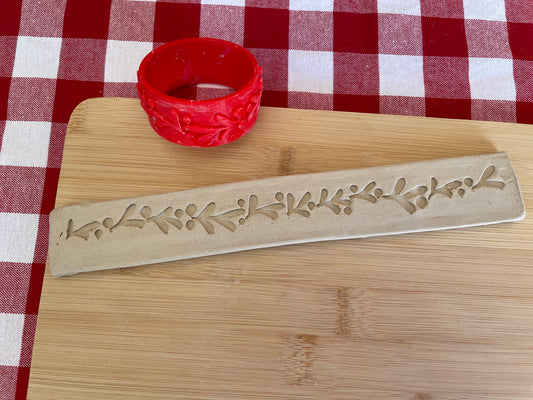 Wreath Pottery Roller - July 2025 - Christmas in July Themed Mystery Box - Border Stamp, Repeating pattern, Plastic 3d printed