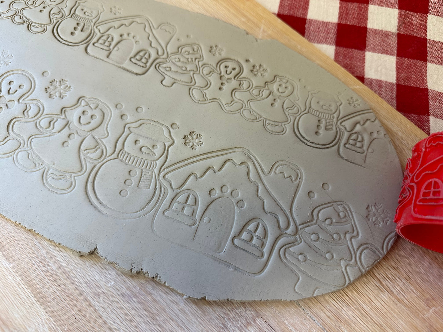 NEW size added - Christmas Gingerbread Cookies Pottery Roller -  Border Stamp, Repeating Pattern, Plastic 3D printed