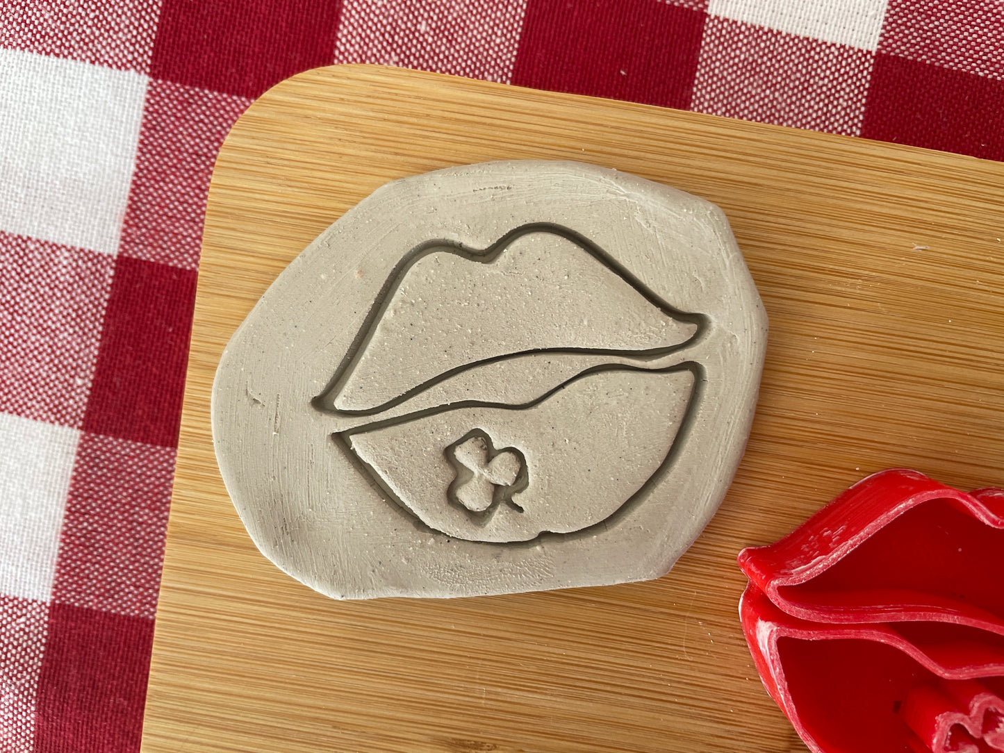 Lips w/ shamrock Pottery Stamp - January 2026 - Irish Themed Mystery Box, multiple sizes available