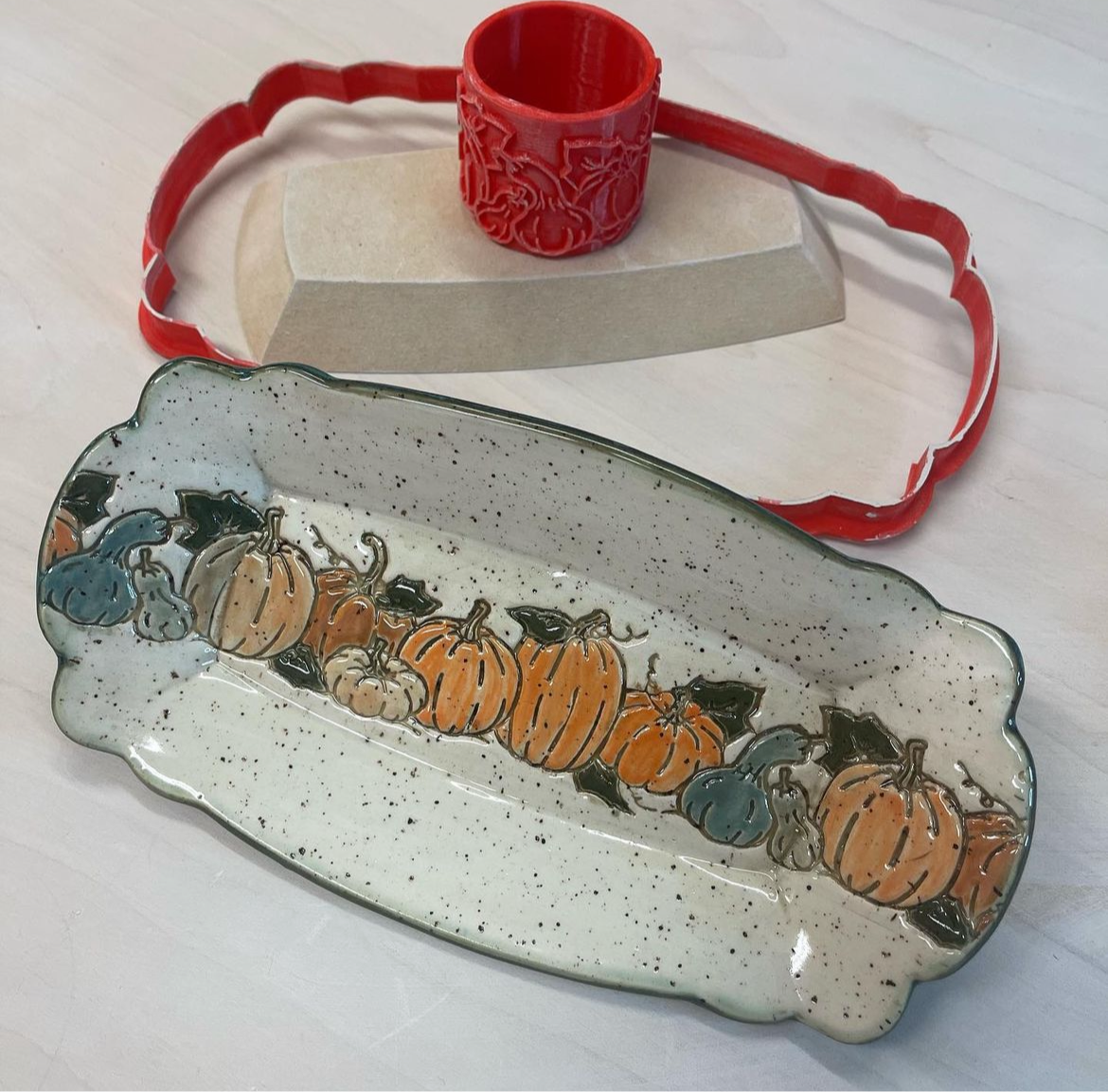 Fall Pumpkins w/leaves Pottery Roller - Border Stamp, Repeating design, Plastic 3d printed