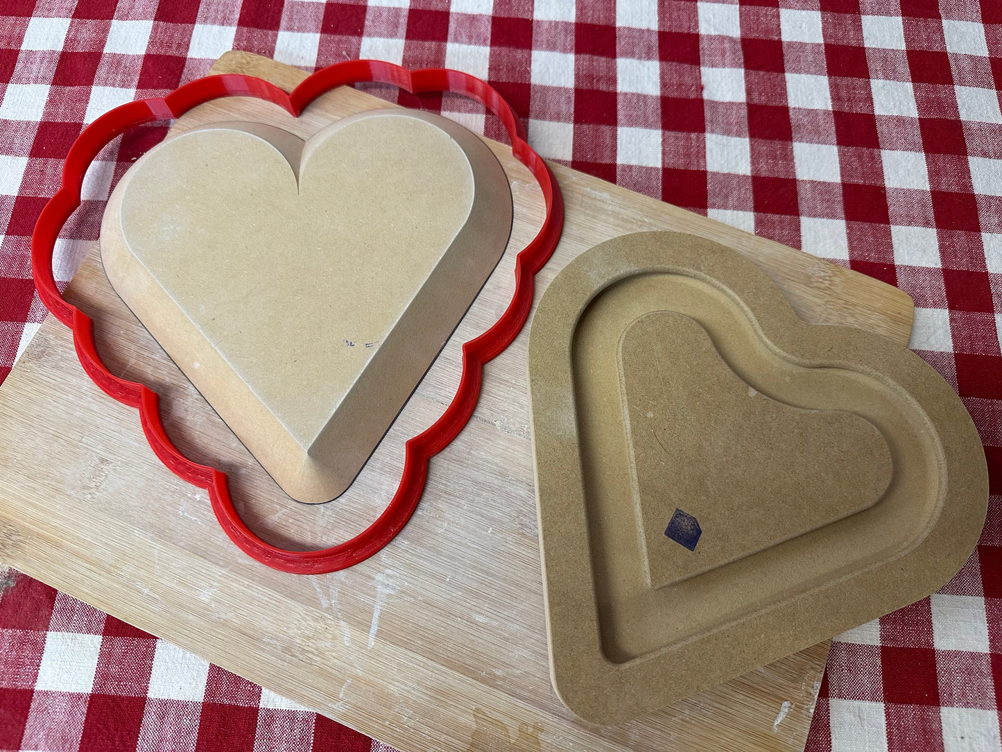 NEW Loose Scallop Edge Heart Clay Cutter, made to match OG and Wallie heart GR Pottery form - pottery tool, multiple sizes