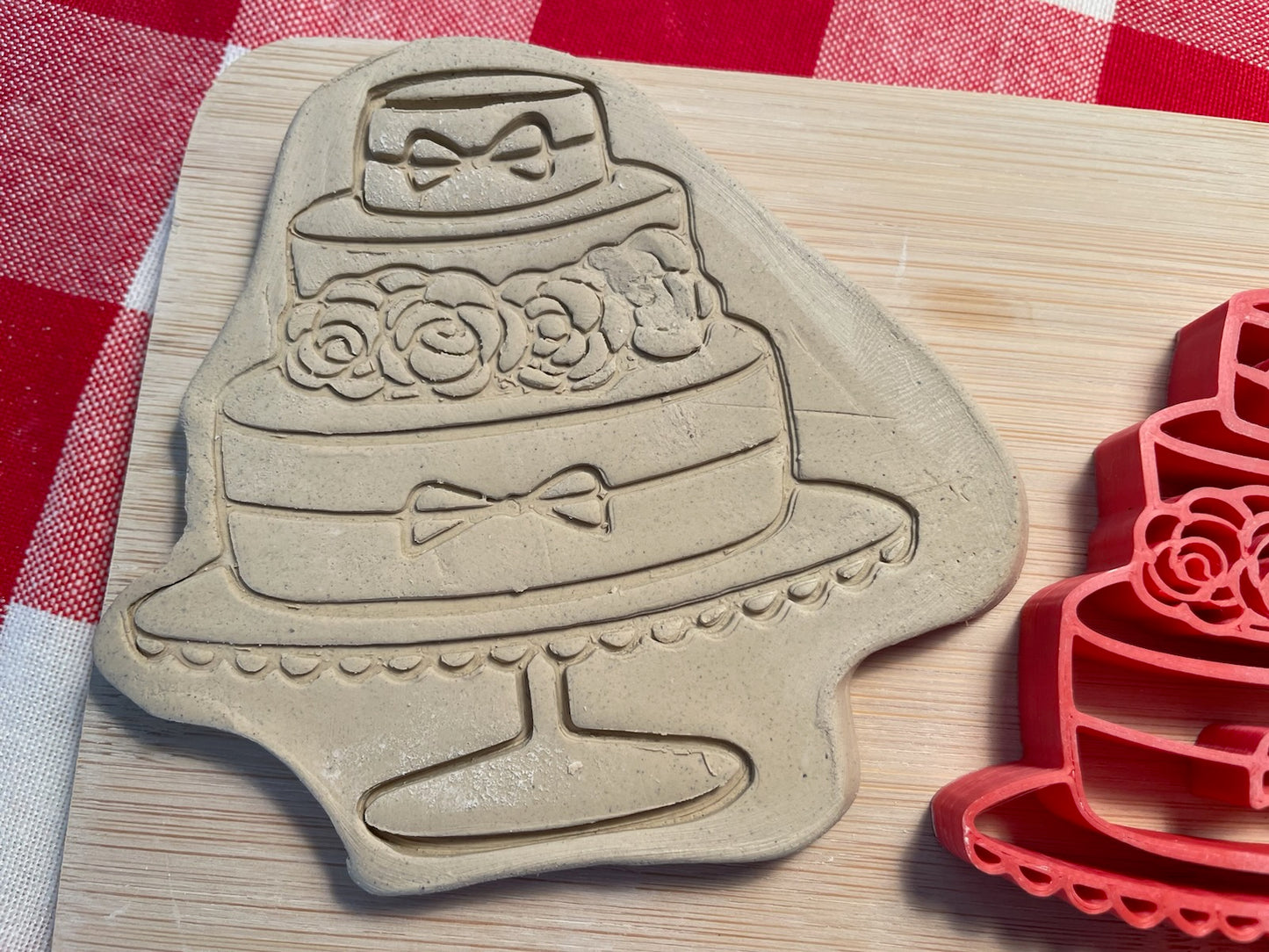 Wedding cake pottery stamp - from the February 2024 mystery box, multiple sizes available