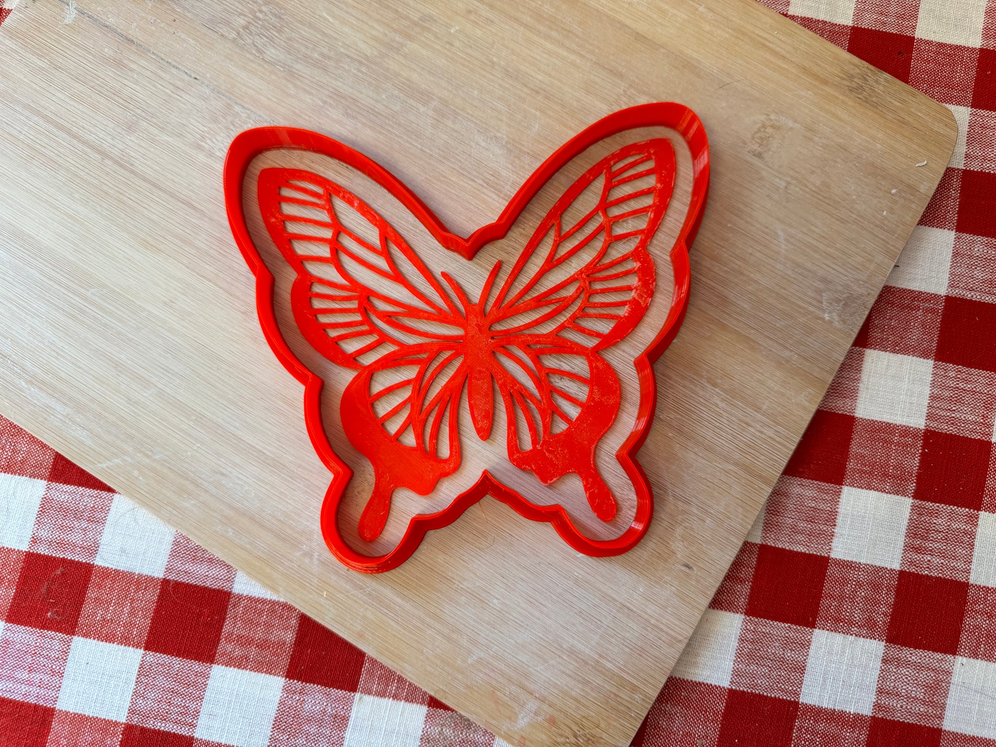 STL file Abstract Butterfly Tile Stencil 🦋・3D printer design to