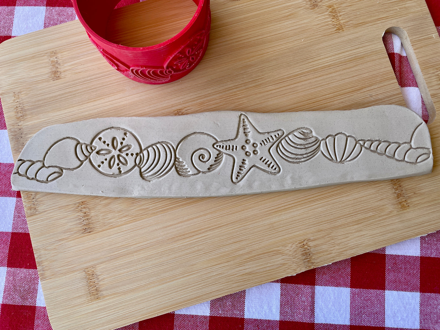 Seashells Pottery Roller - April 2026 Beach Themed Mystery Box - Border Design, Repeating pattern, Plastic 3d printed