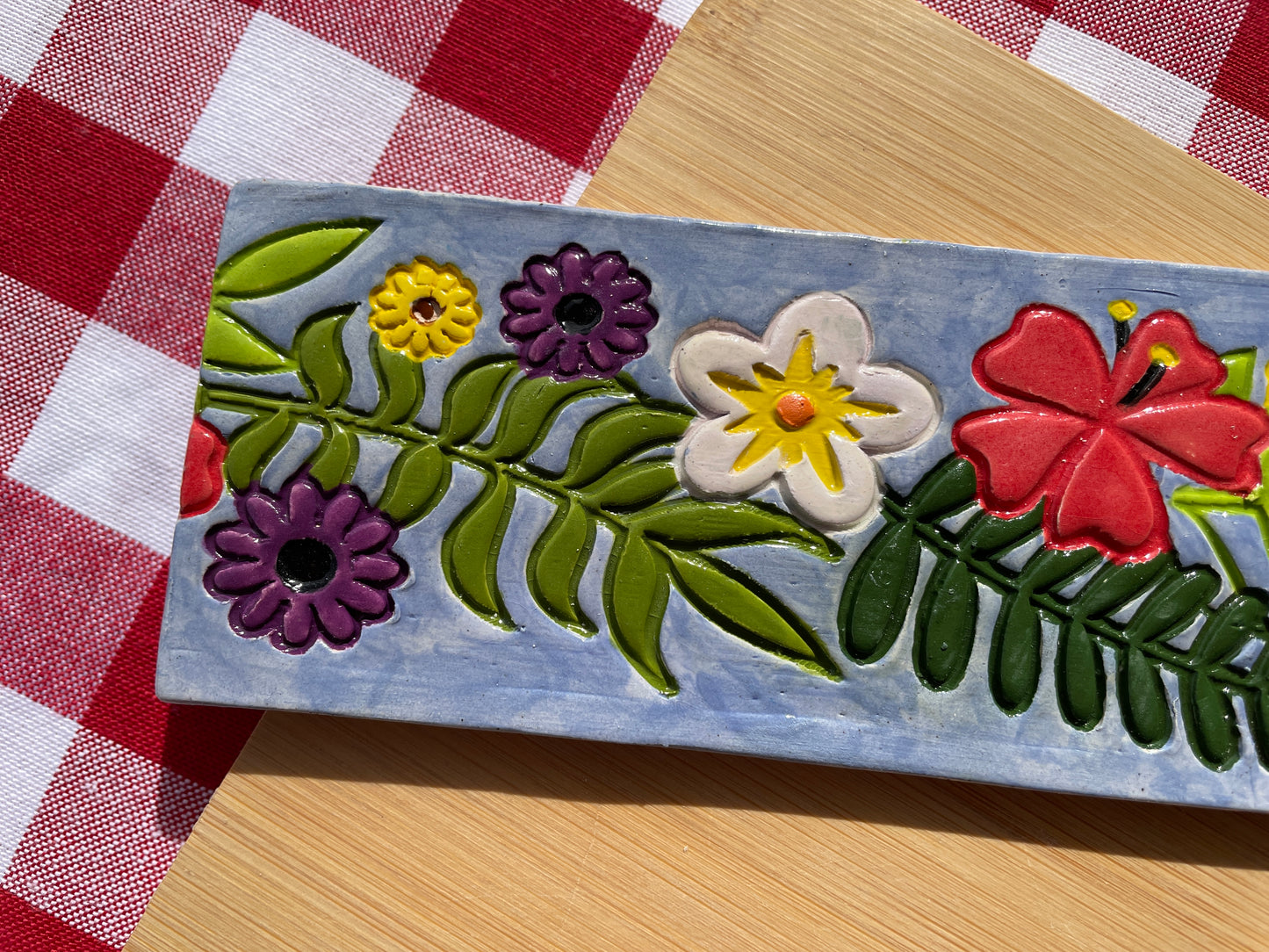 Jungle Vine Leaves and Flowers Texture Roller - from the October 2024 Jungle and Safari theme mystery box, repeating pattern