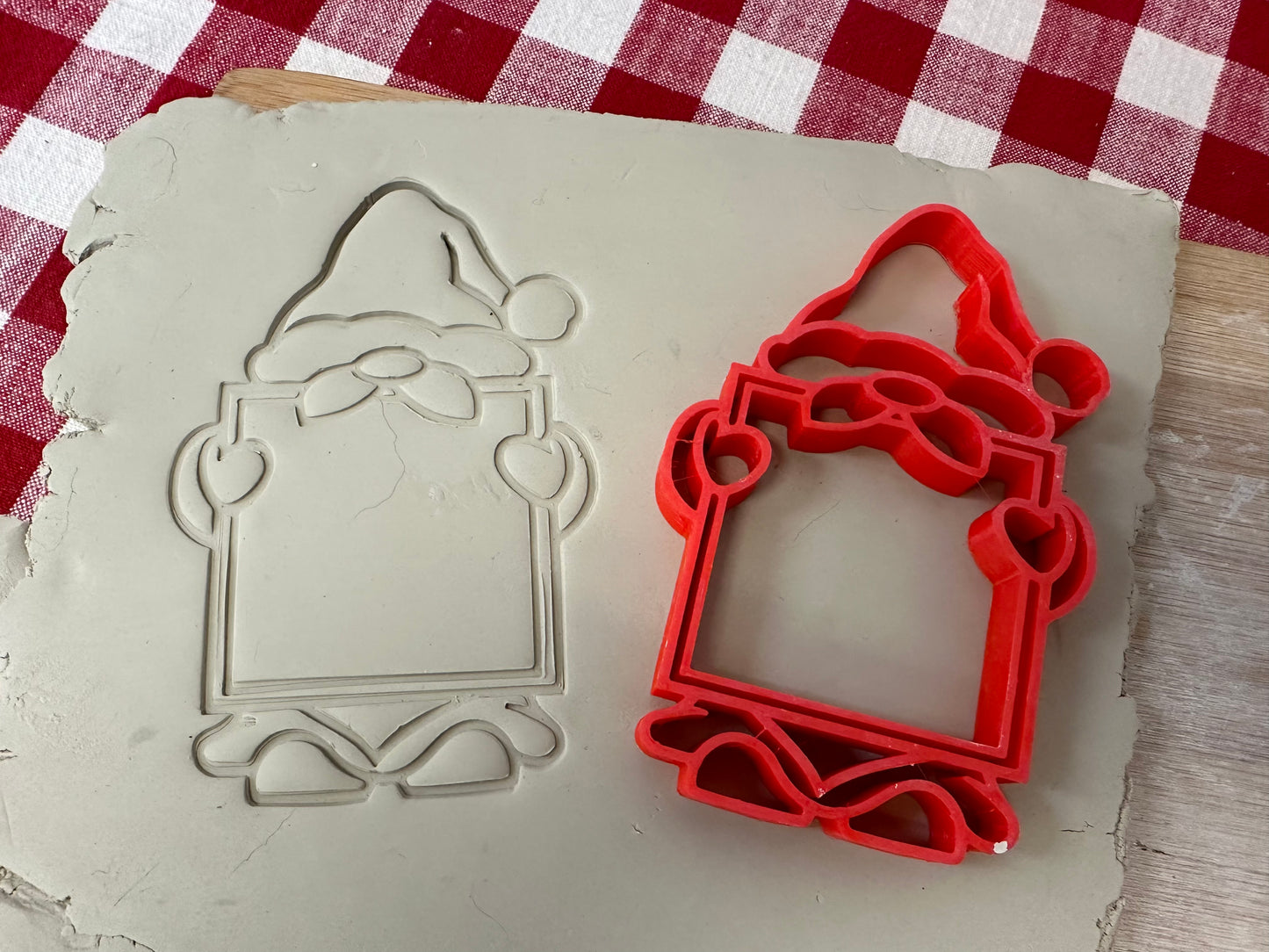 Gnome frame Christmas stamp - multiple sizes available, 3D printed